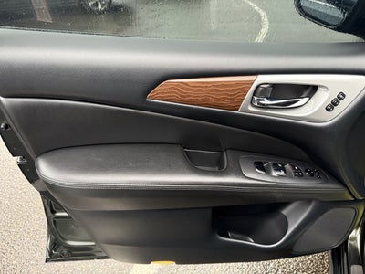 2019 Nissan Pathfinder Platinum