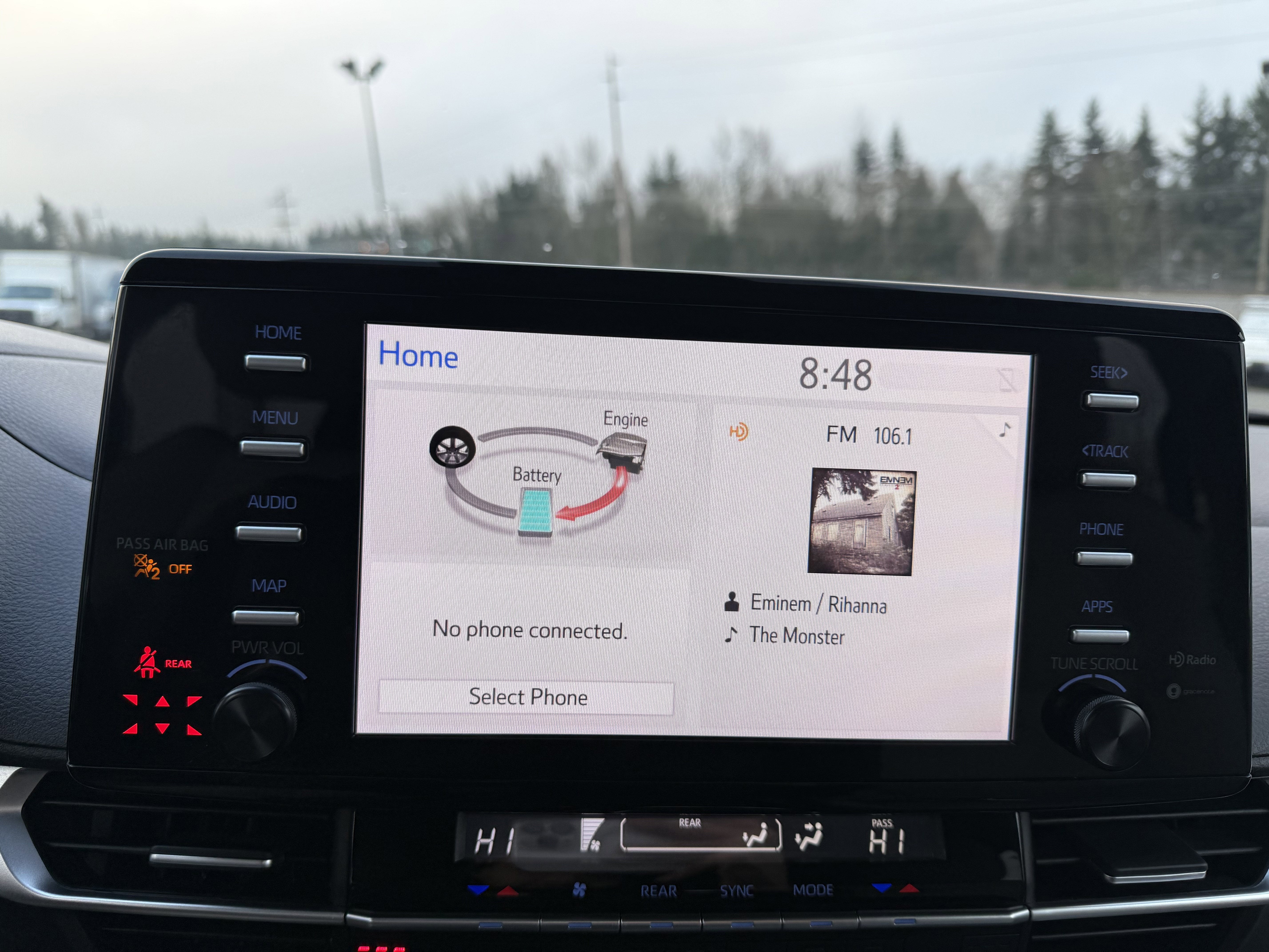 2024 Toyota Sienna LE