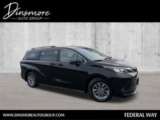 2024 Toyota Sienna LE