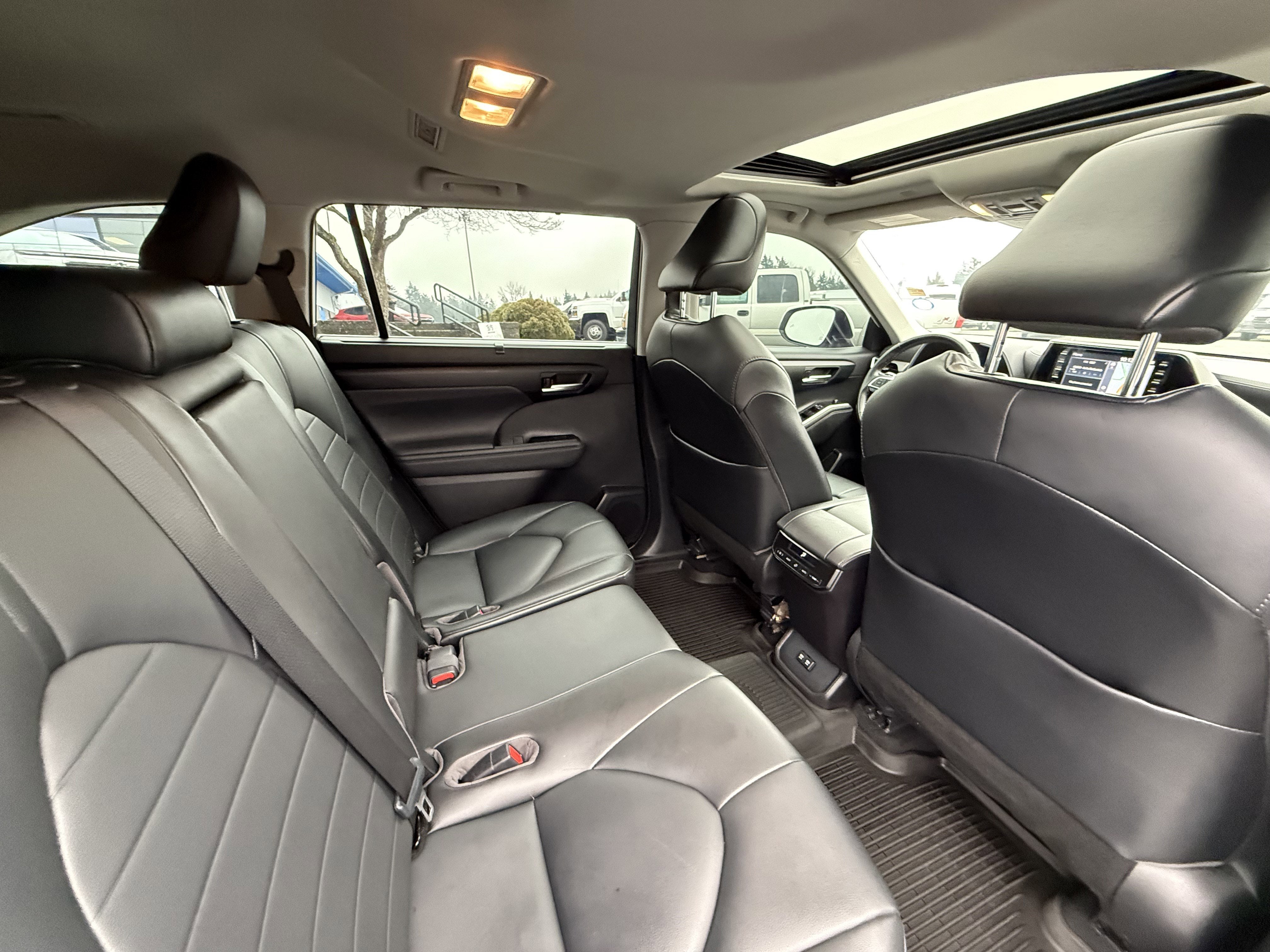 2020 Toyota Highlander Hybrid XLE