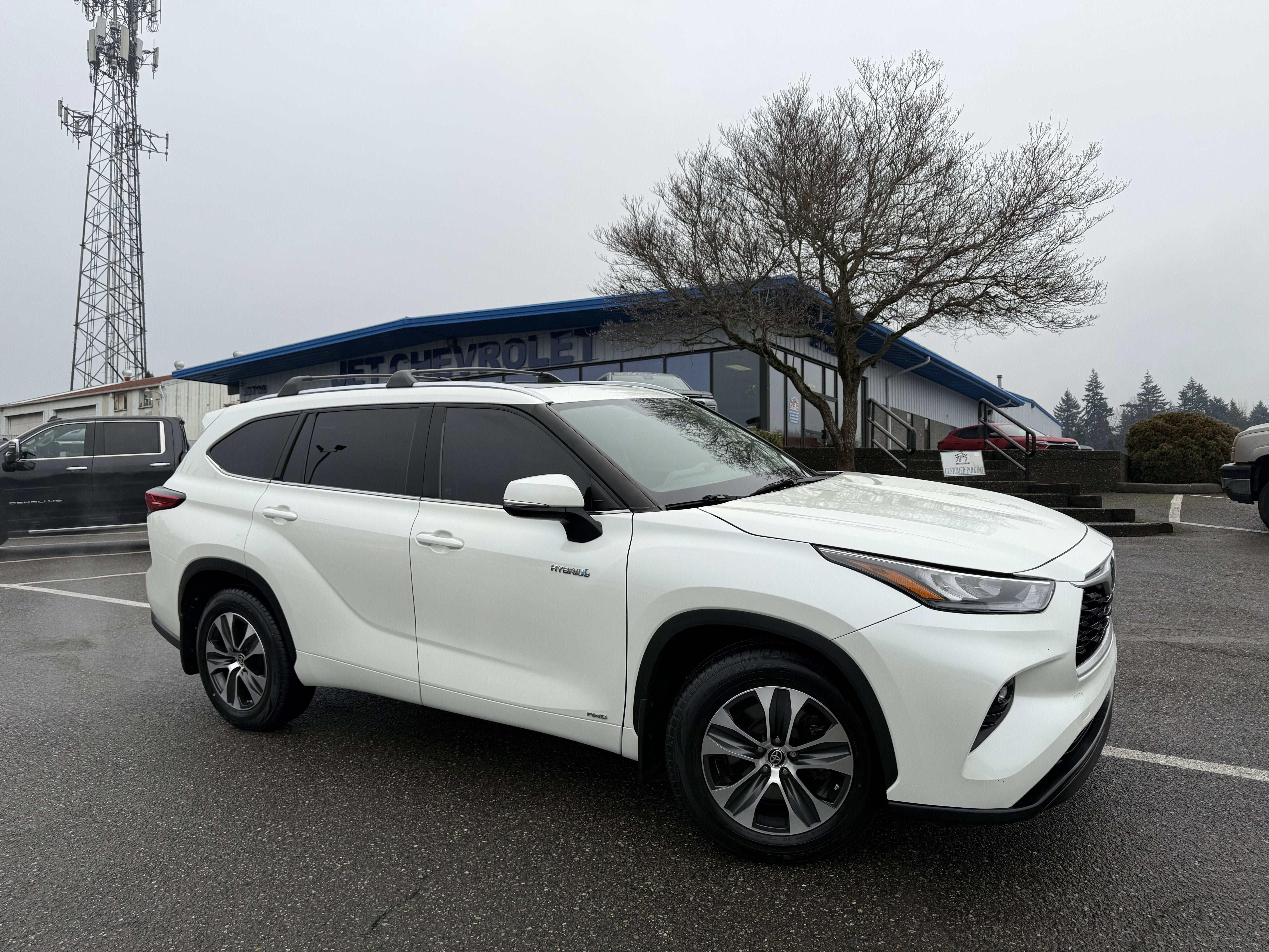 2020 Toyota Highlander Hybrid XLE