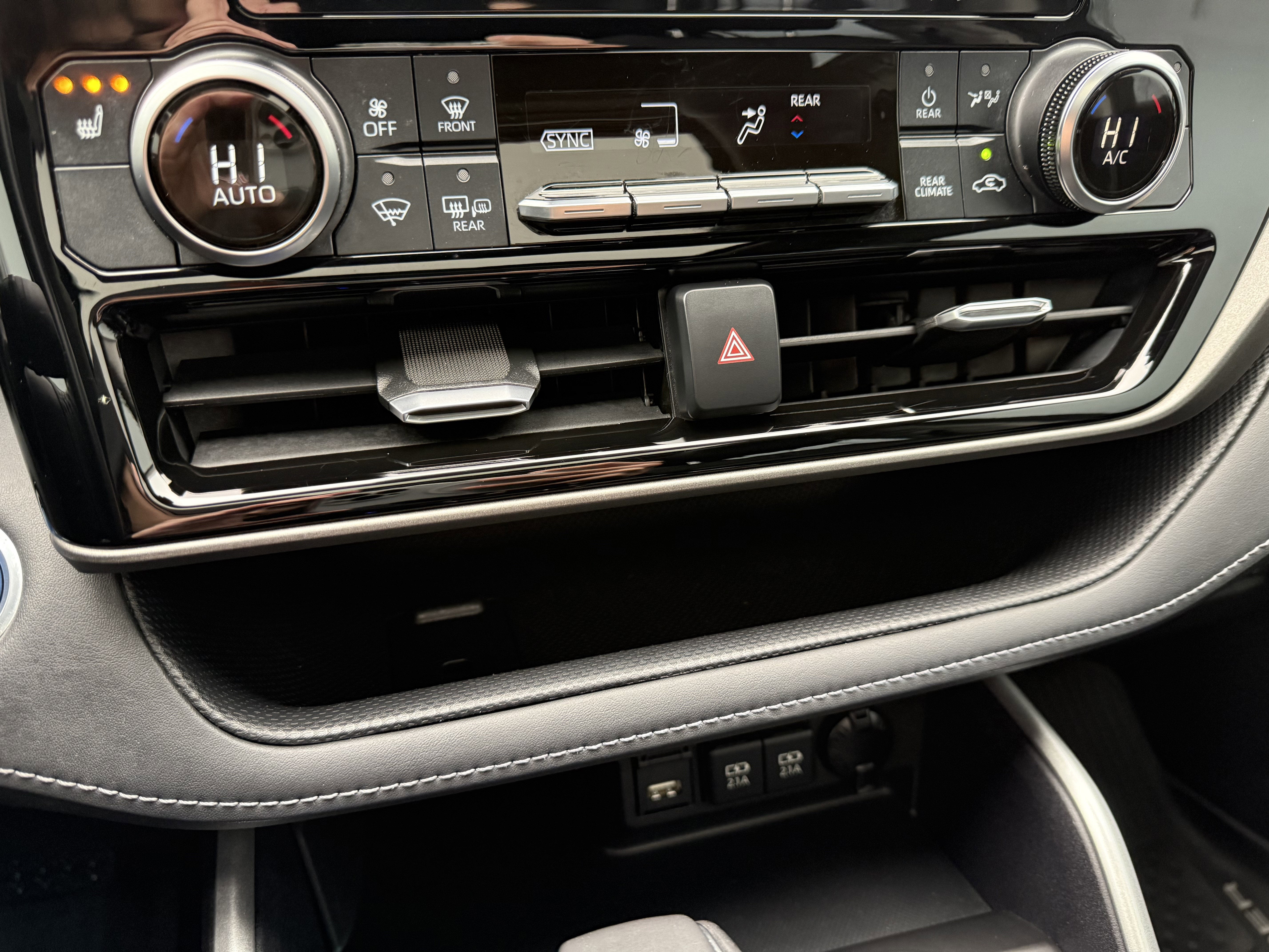 2020 Toyota Highlander Hybrid XLE