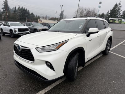 2020 Toyota Highlander Hybrid XLE