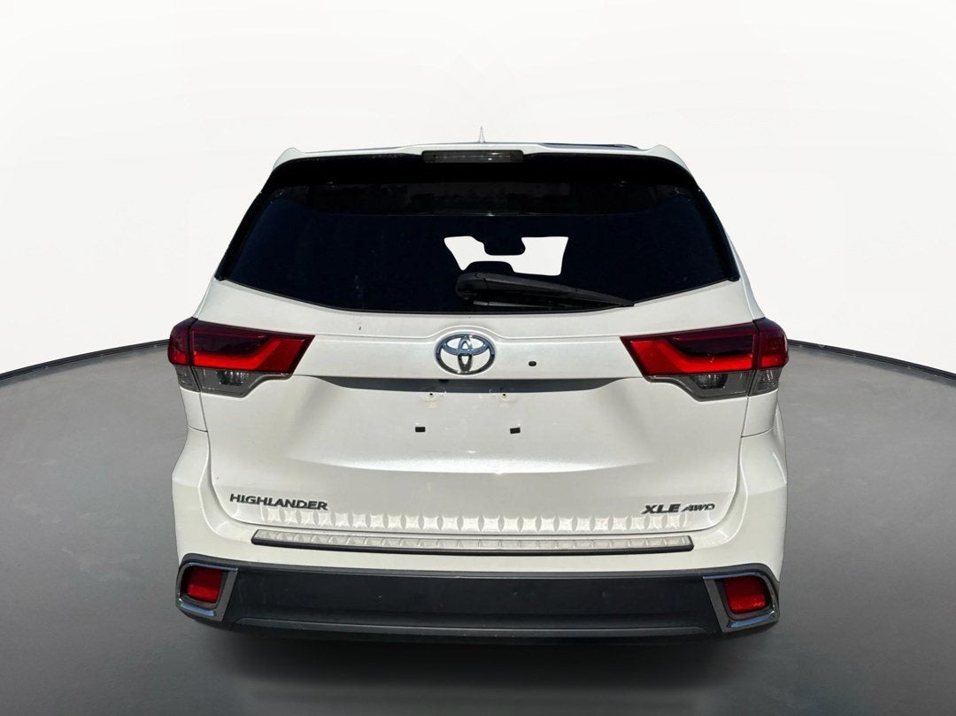 2019 Toyota Highlander SE