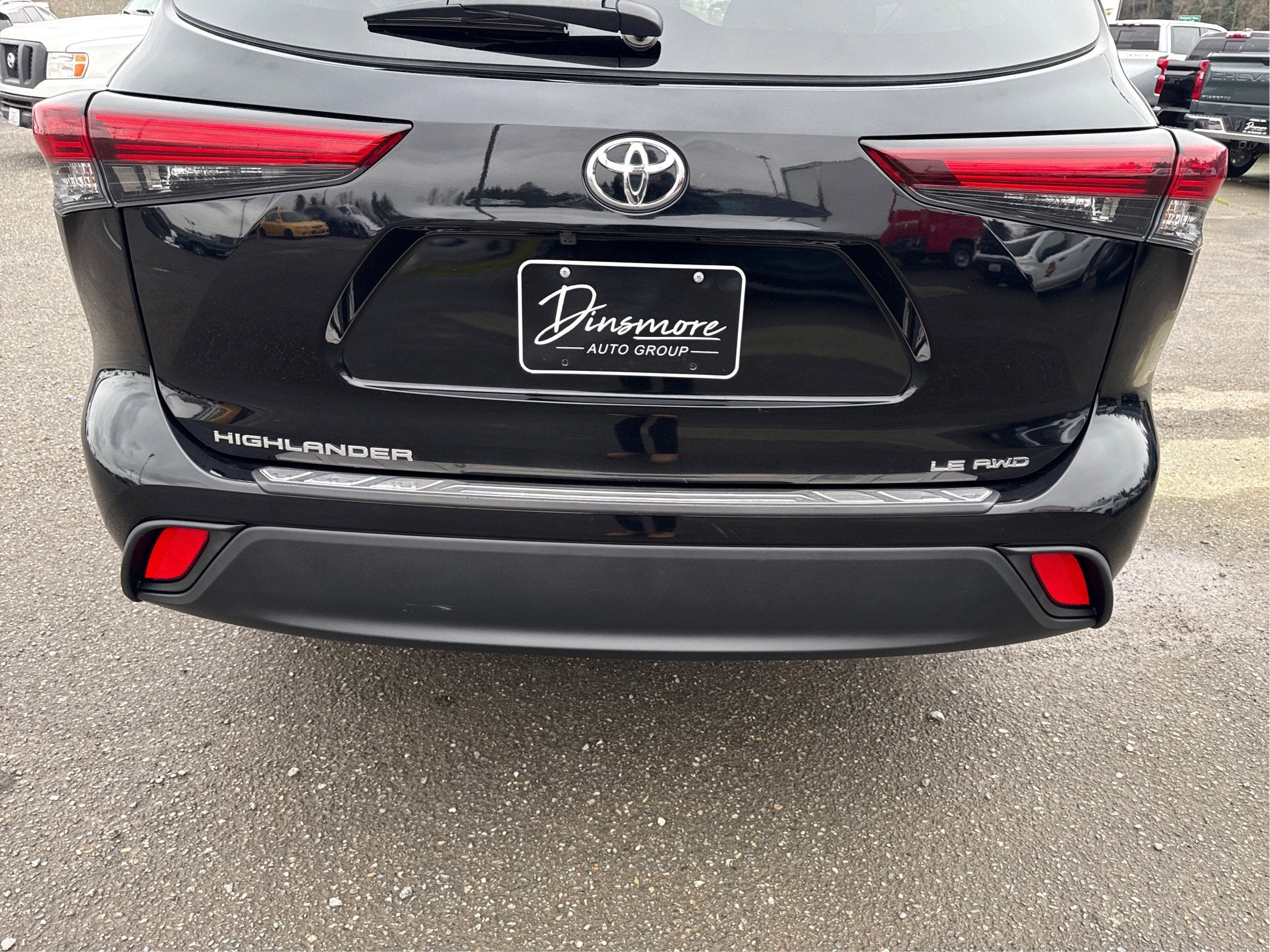 2024 Toyota Highlander LE