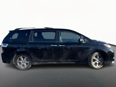 2017 Toyota Sienna SE