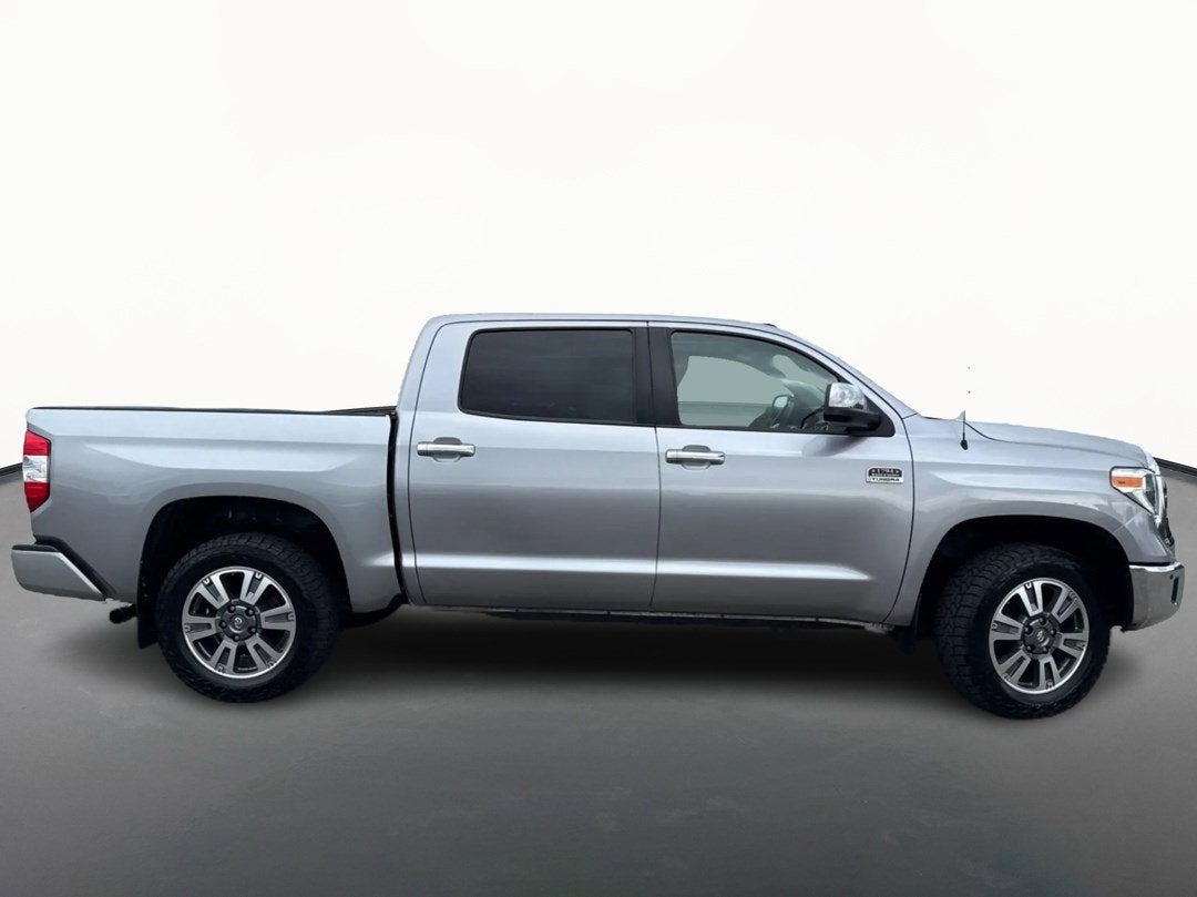 2019 Toyota Tundra 4WD SR5