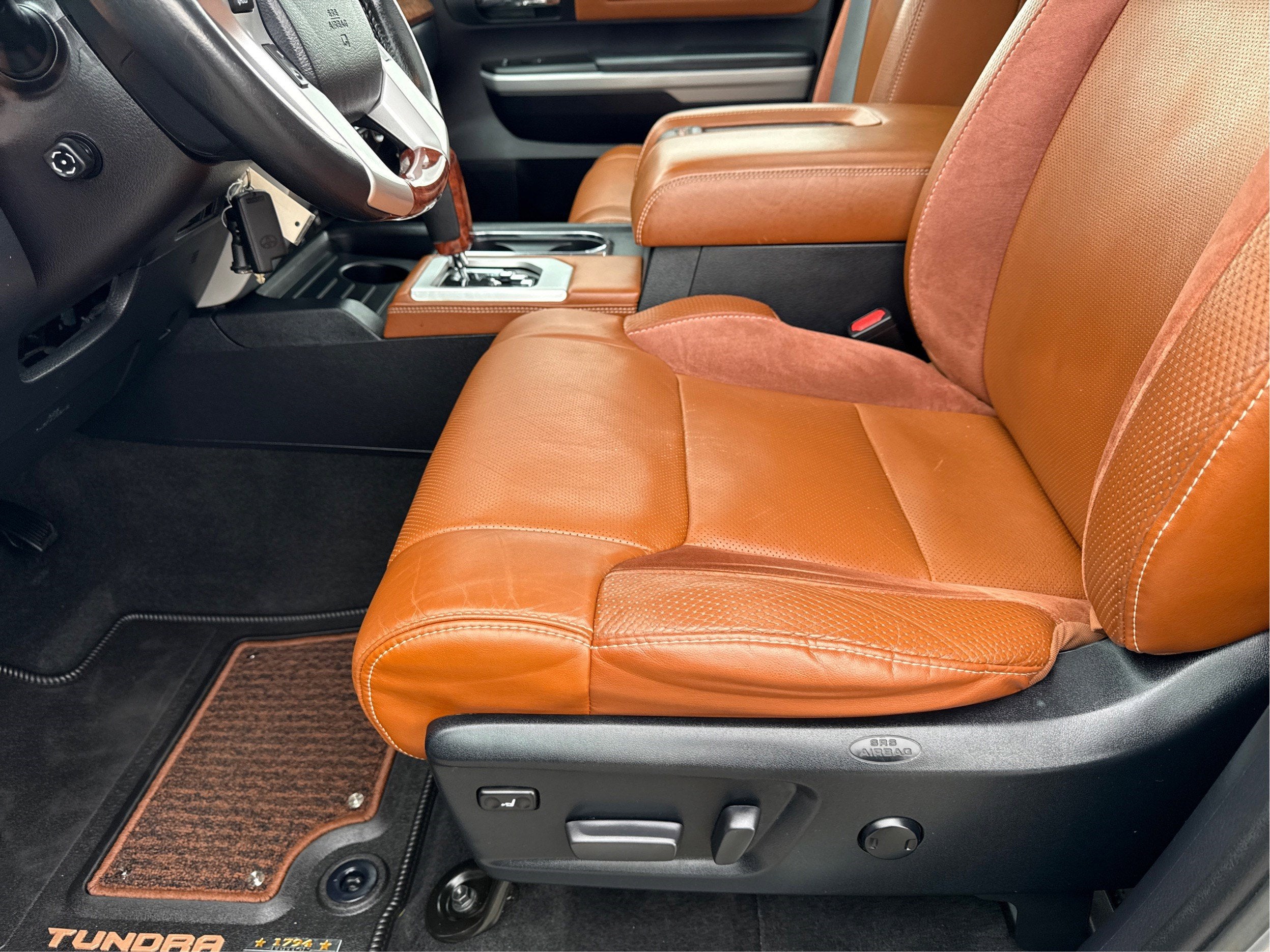 2019 Toyota Tundra 4WD SR5