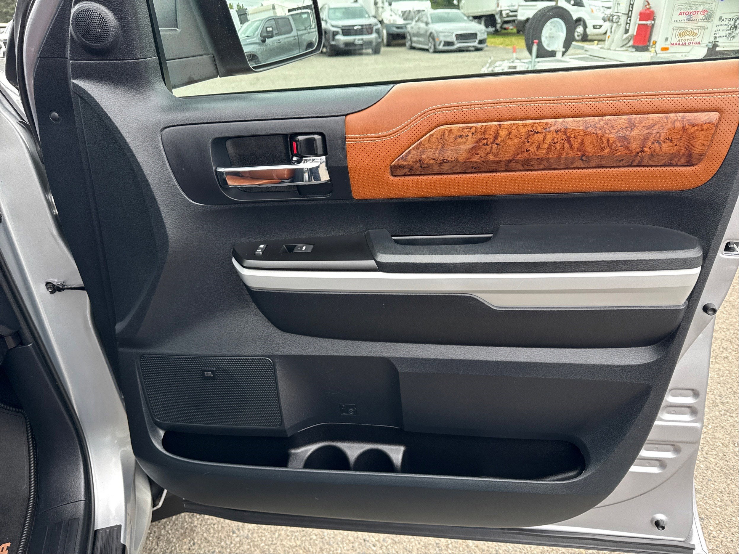 2019 Toyota Tundra 4WD SR5