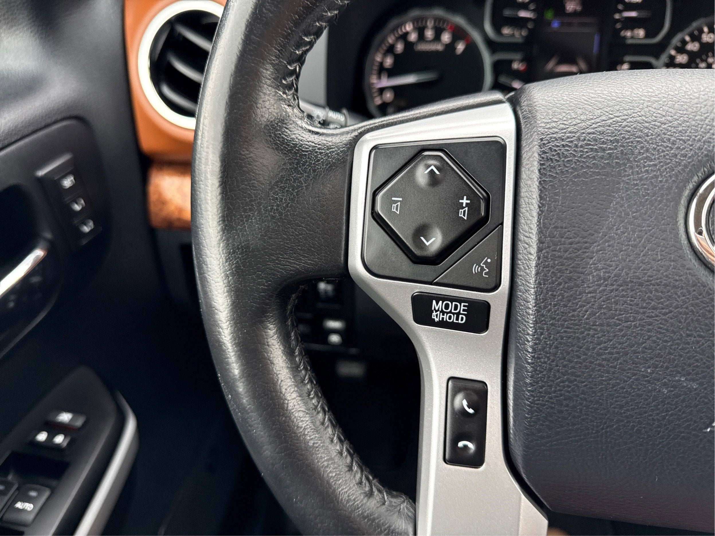 2019 Toyota Tundra 4WD SR5