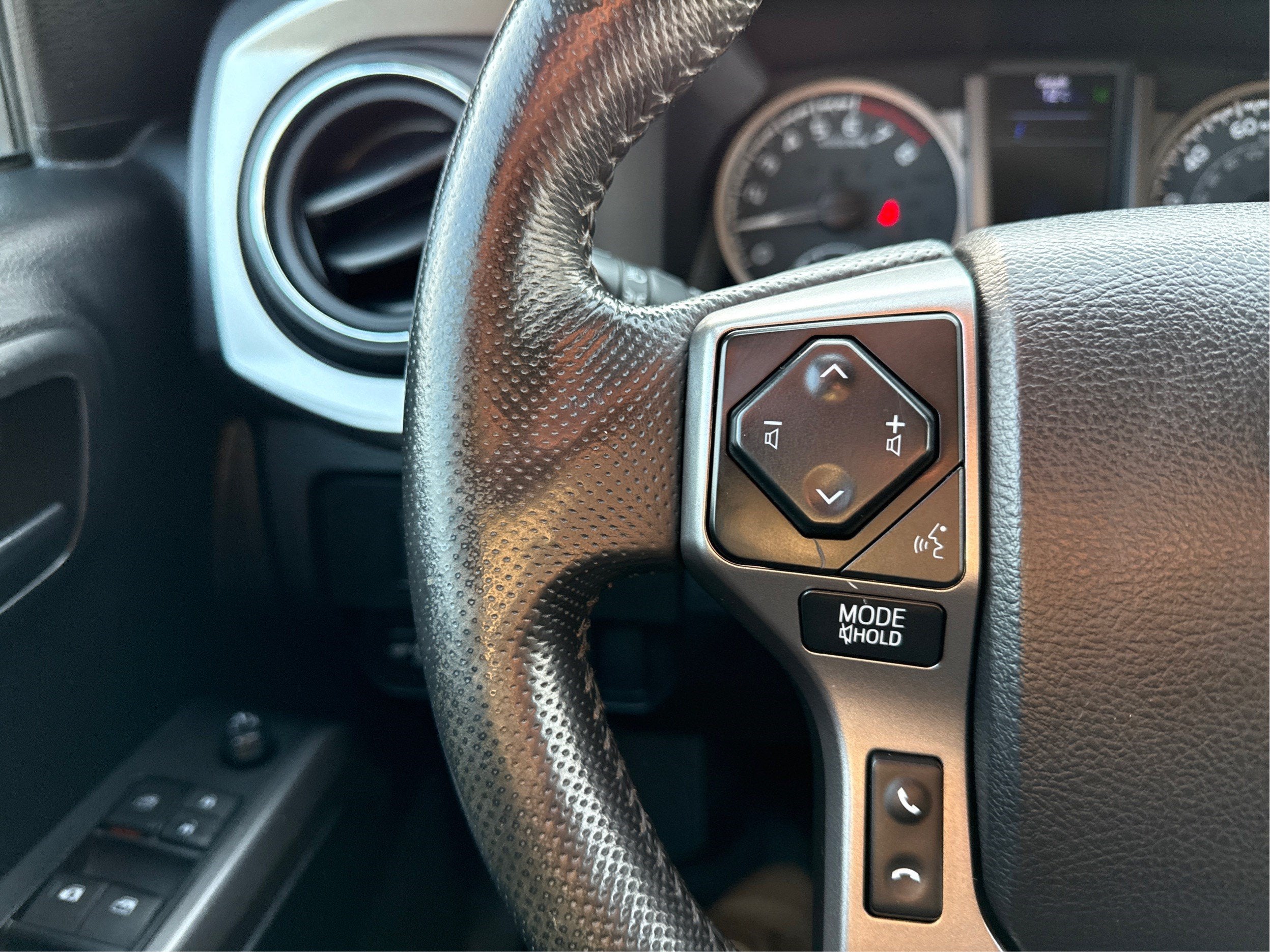 2021 Toyota Tacoma 4WD SR5