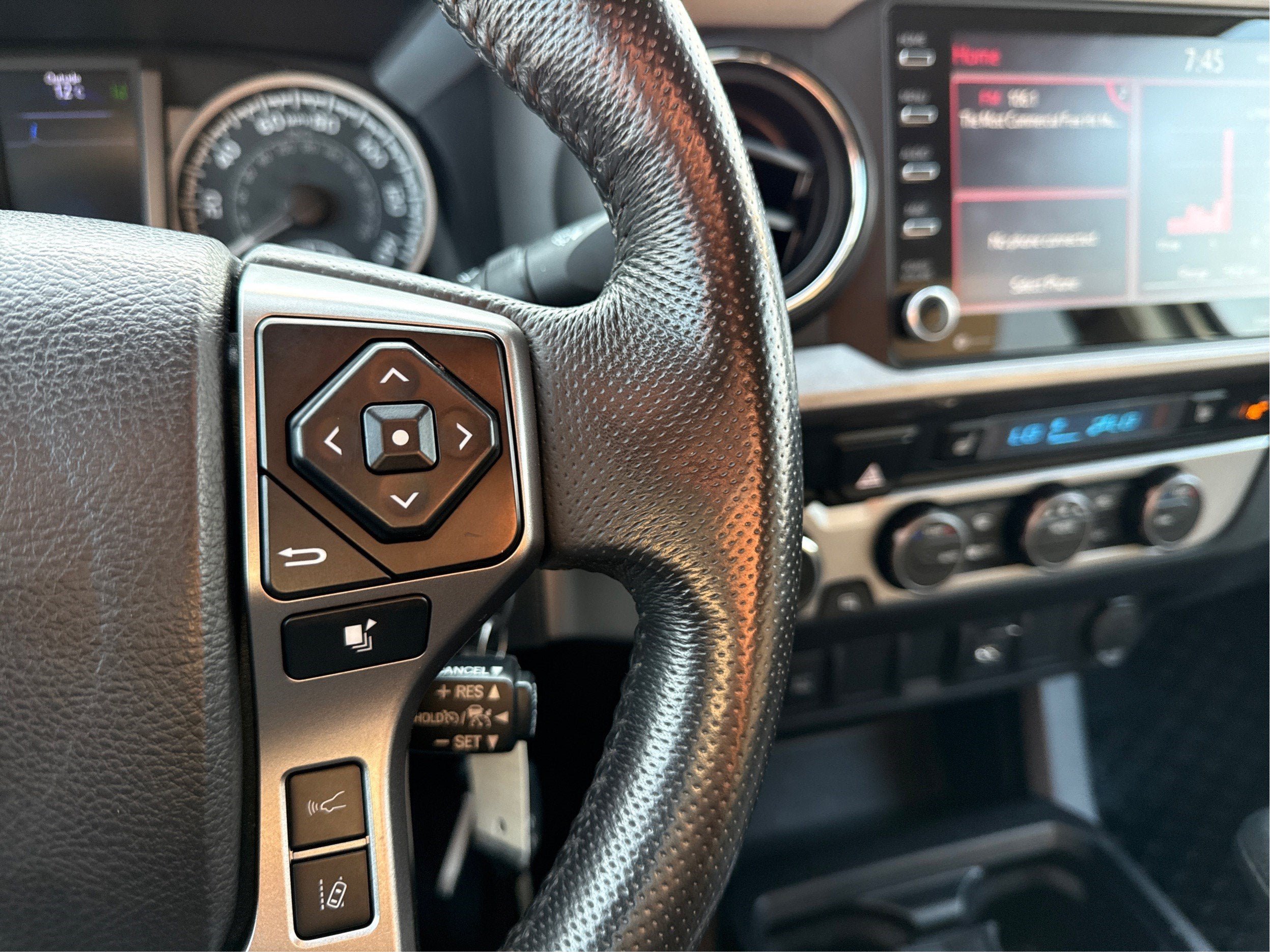 2021 Toyota Tacoma 4WD SR5