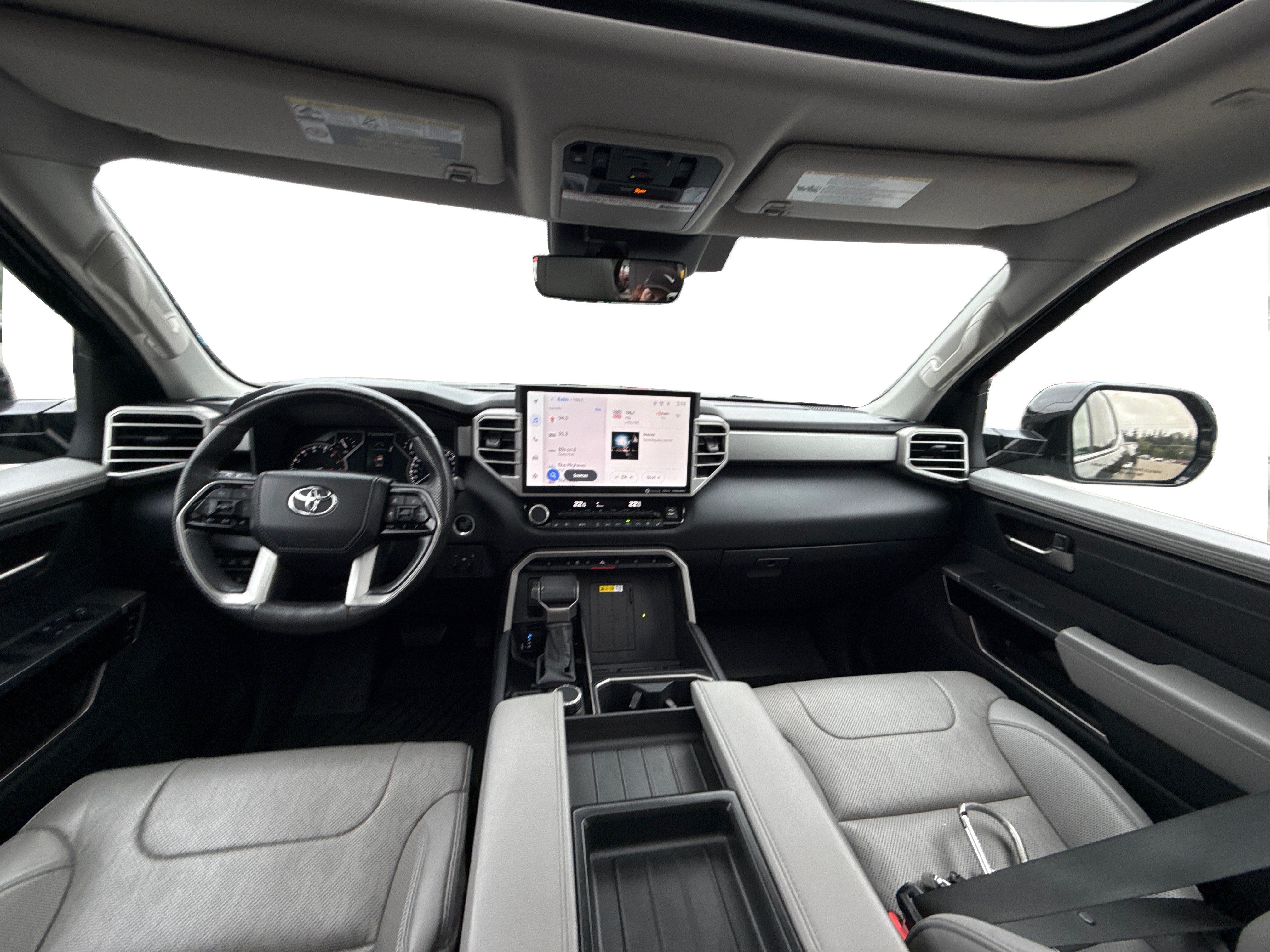 2022 Toyota Tundra 4WD Limited