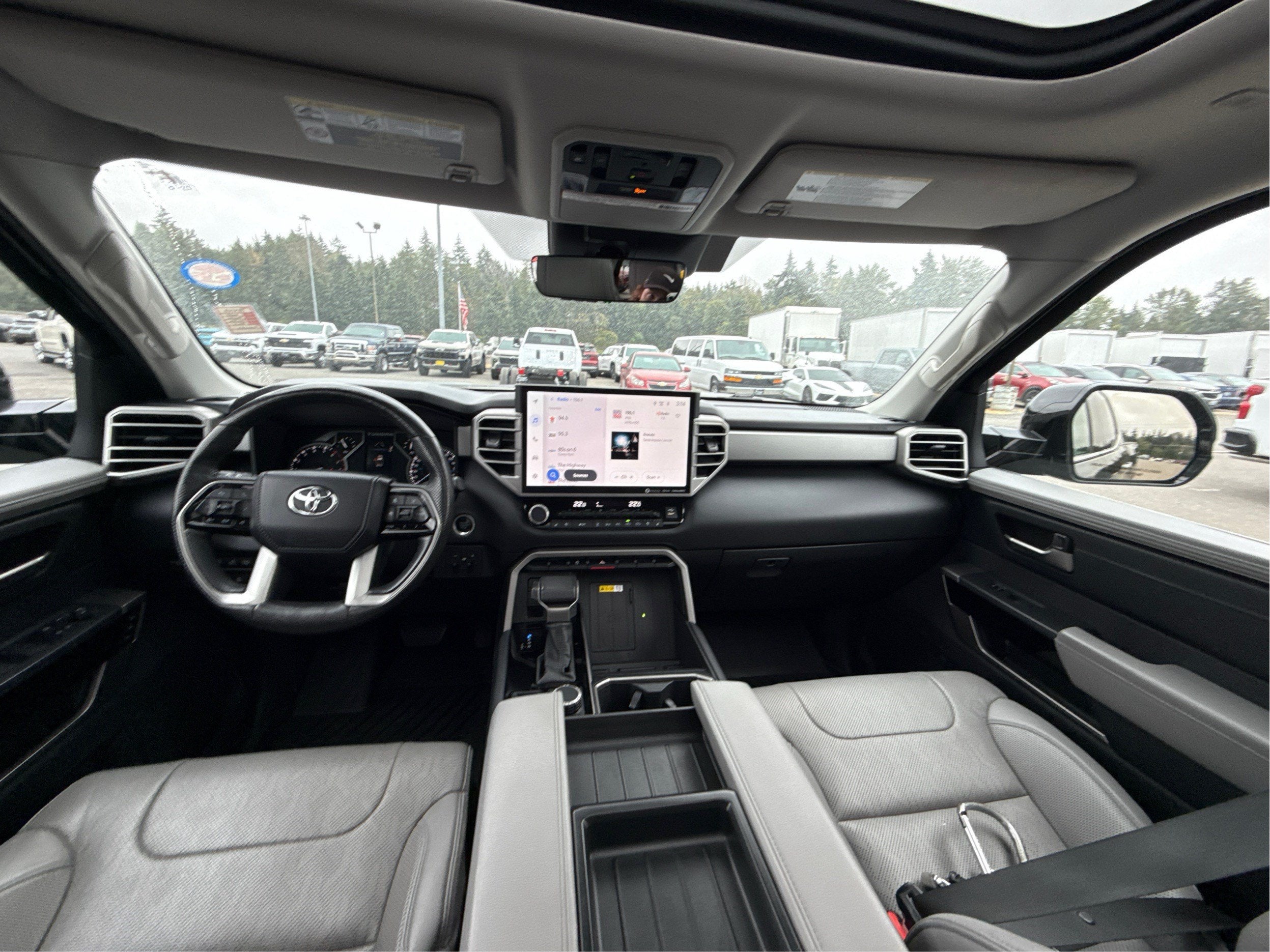 2022 Toyota Tundra 4WD Limited