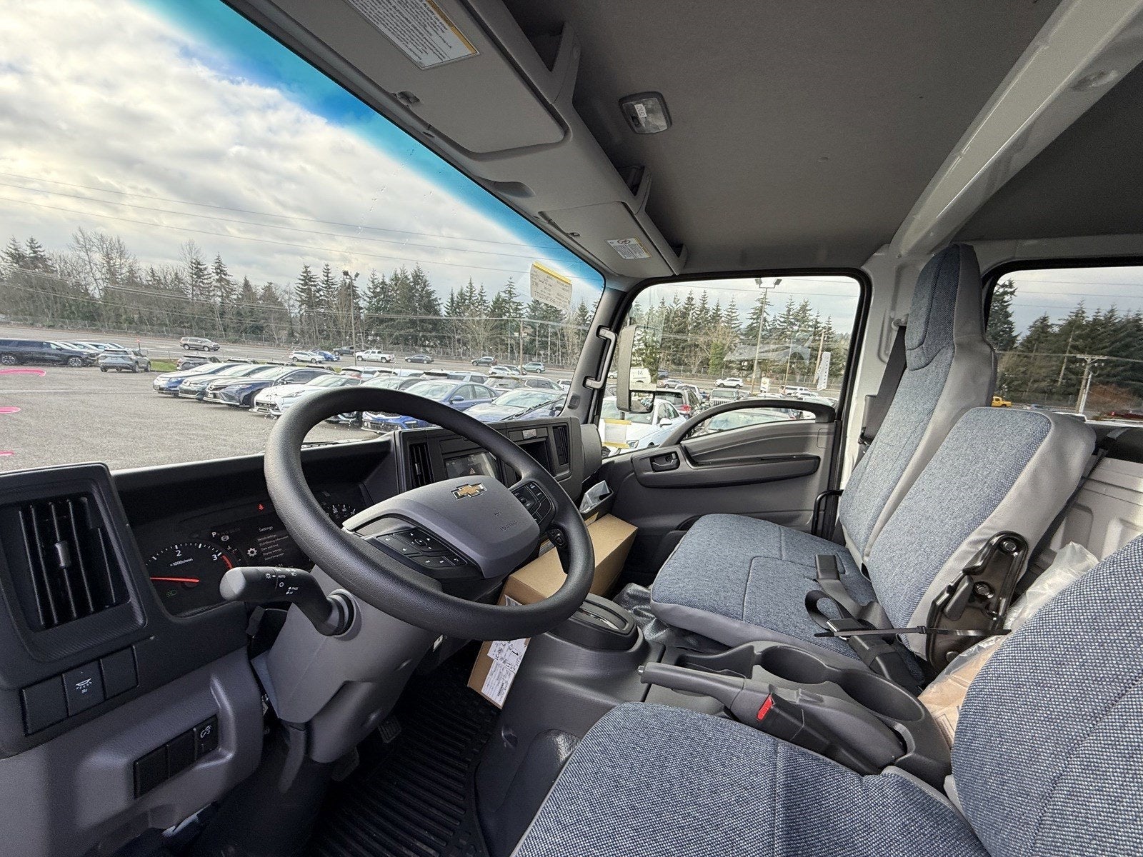 2025 Chevrolet Low Cab Forward 4500 XD Base