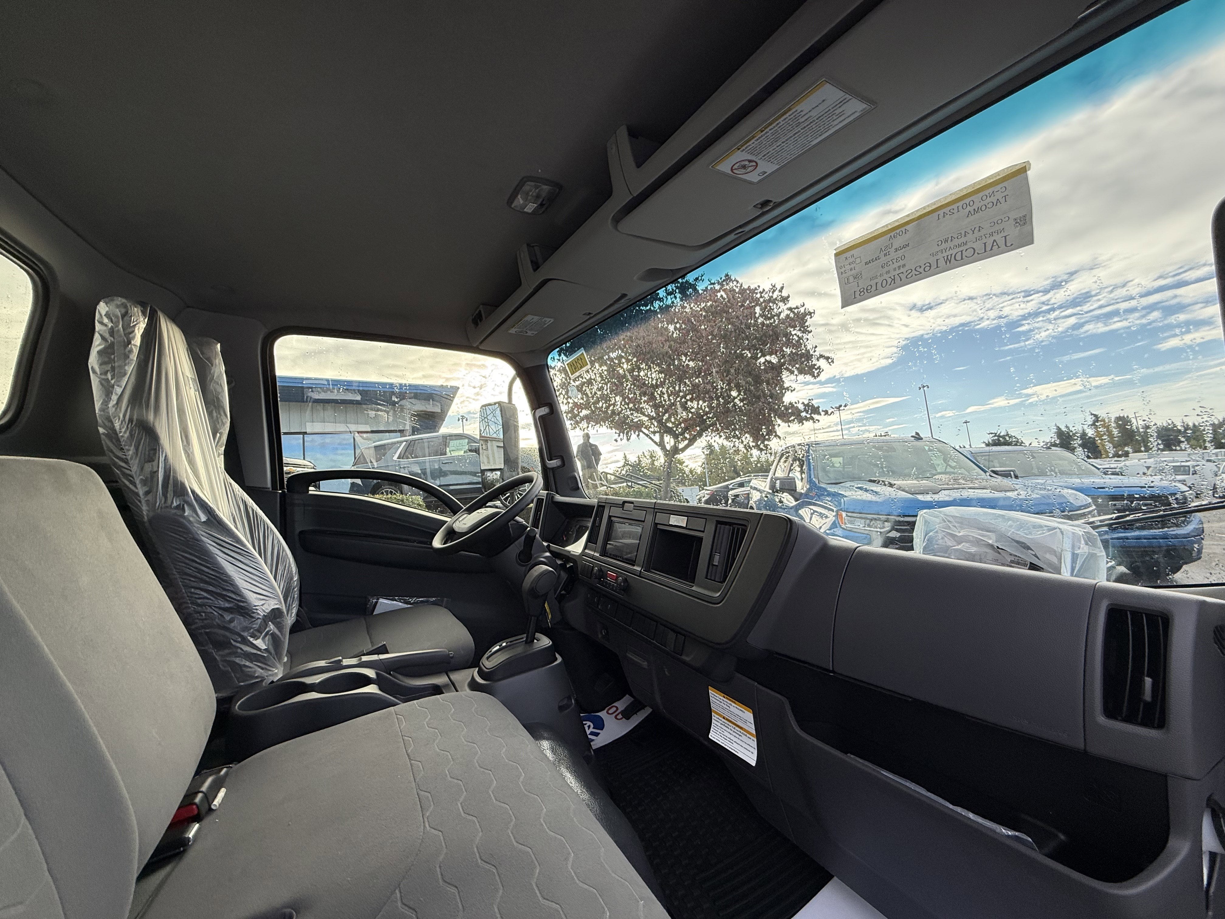 2025 Chevrolet Low Cab Forward 4500 XD 1WT