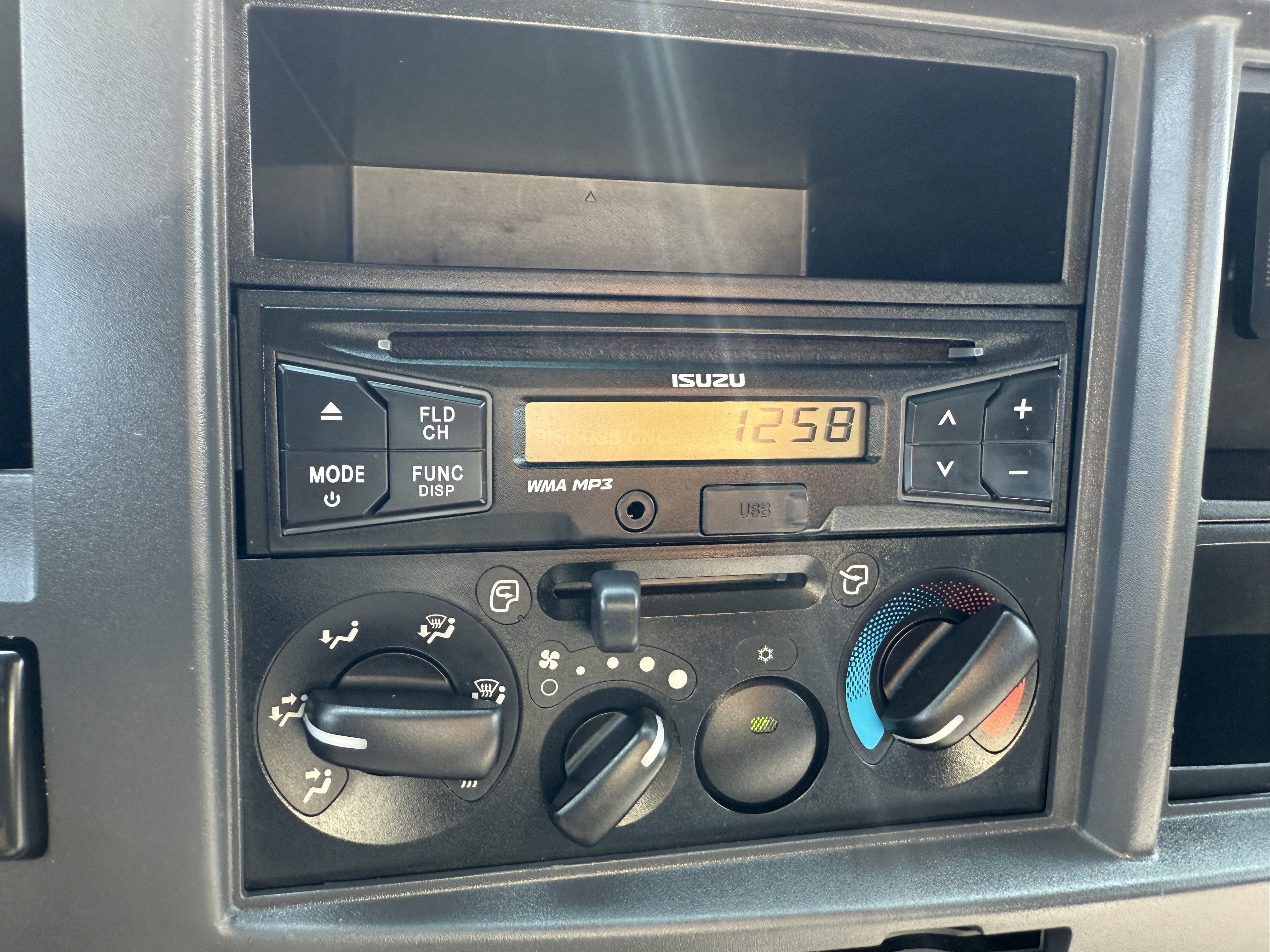 2016 Isuzu DSL REG AT IBT PWL