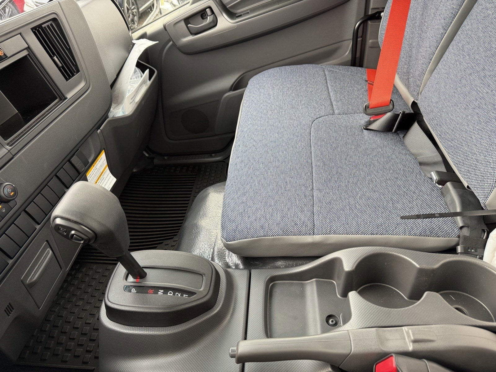 2025 Chevrolet Low Cab Forward 5500 XD Base