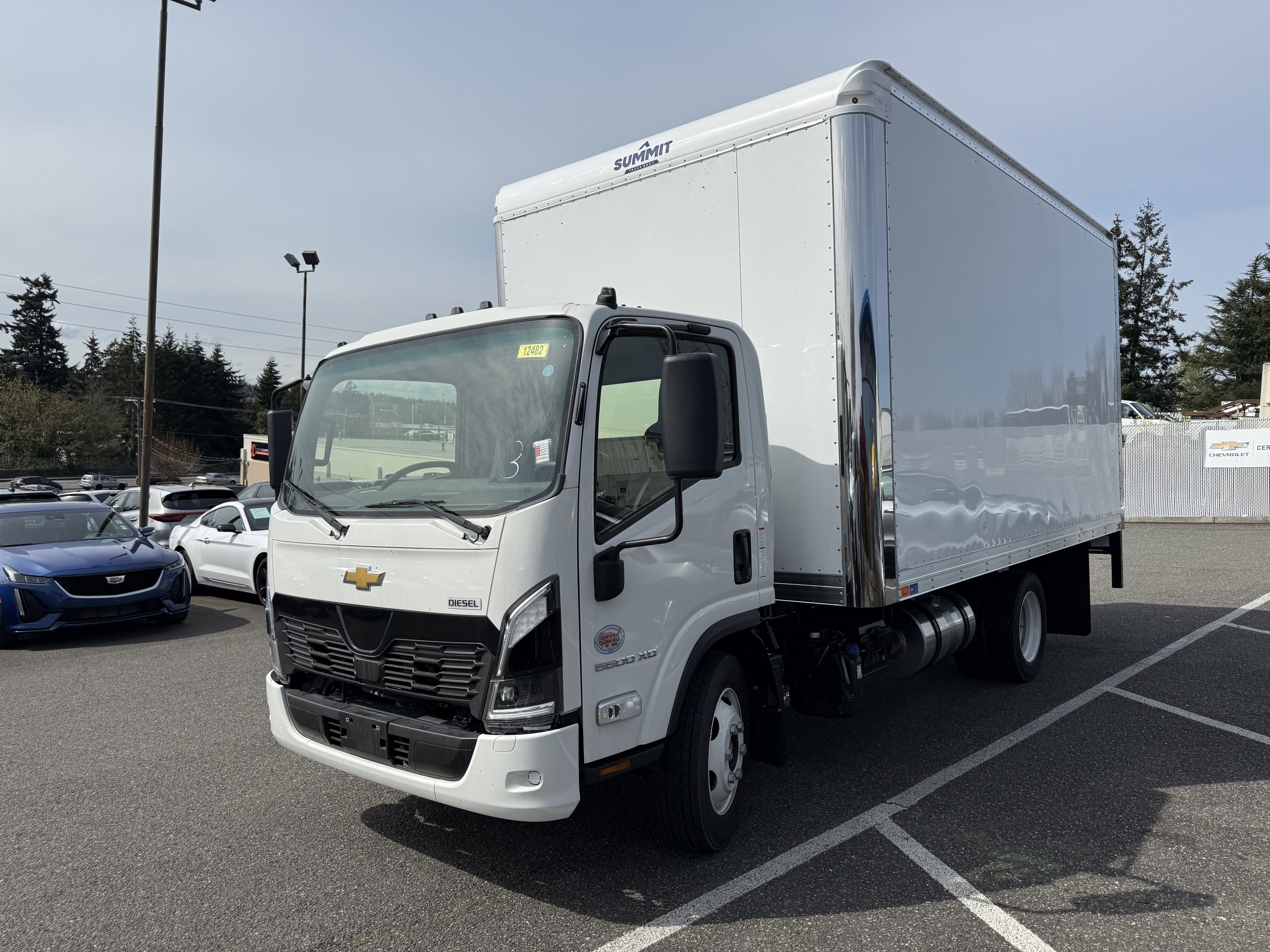 2025 Chevrolet Low Cab Forward 5500 XD Base