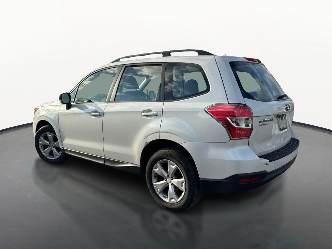 2015 Subaru Forester 2.5i