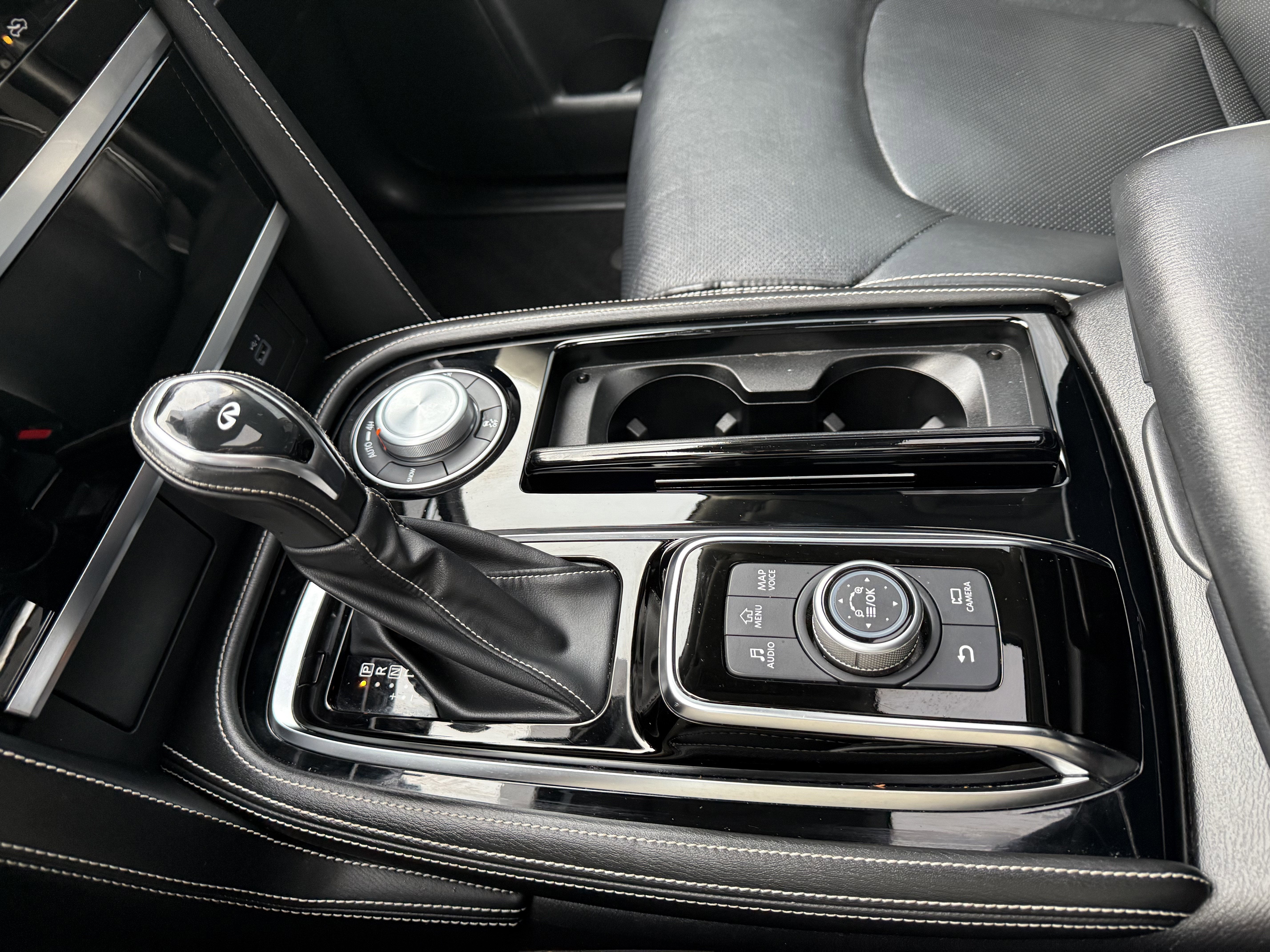 2022 INFINITI QX80 PREMIUM SELECT AWD