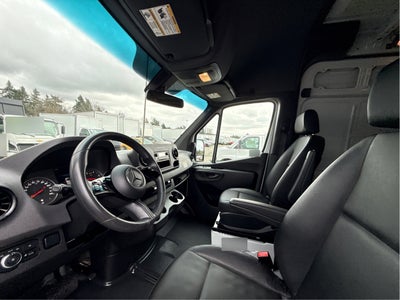2025 Mercedes-Benz Sprinter Cargo Van Base