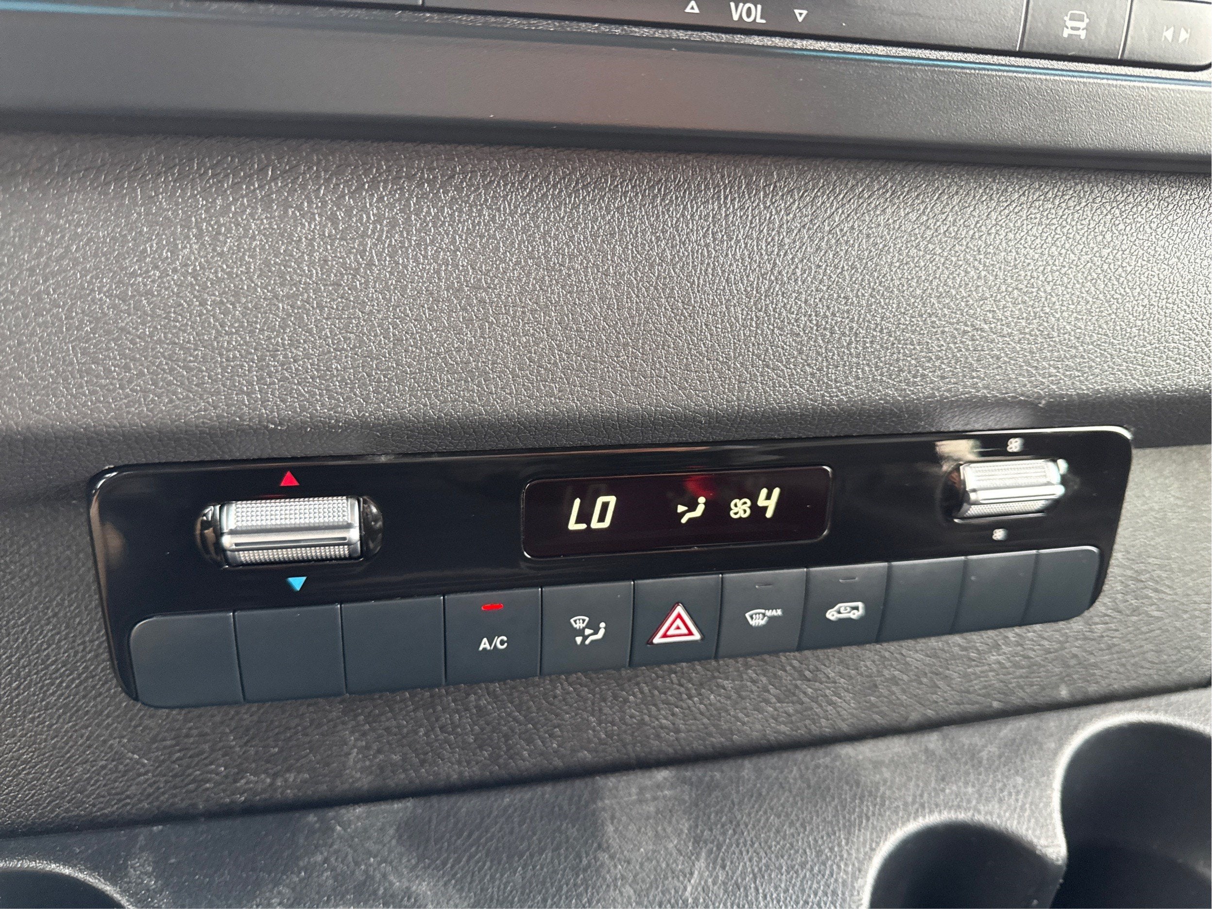 2019 Mercedes-Benz Sprinter 1500 Standard Roof I4