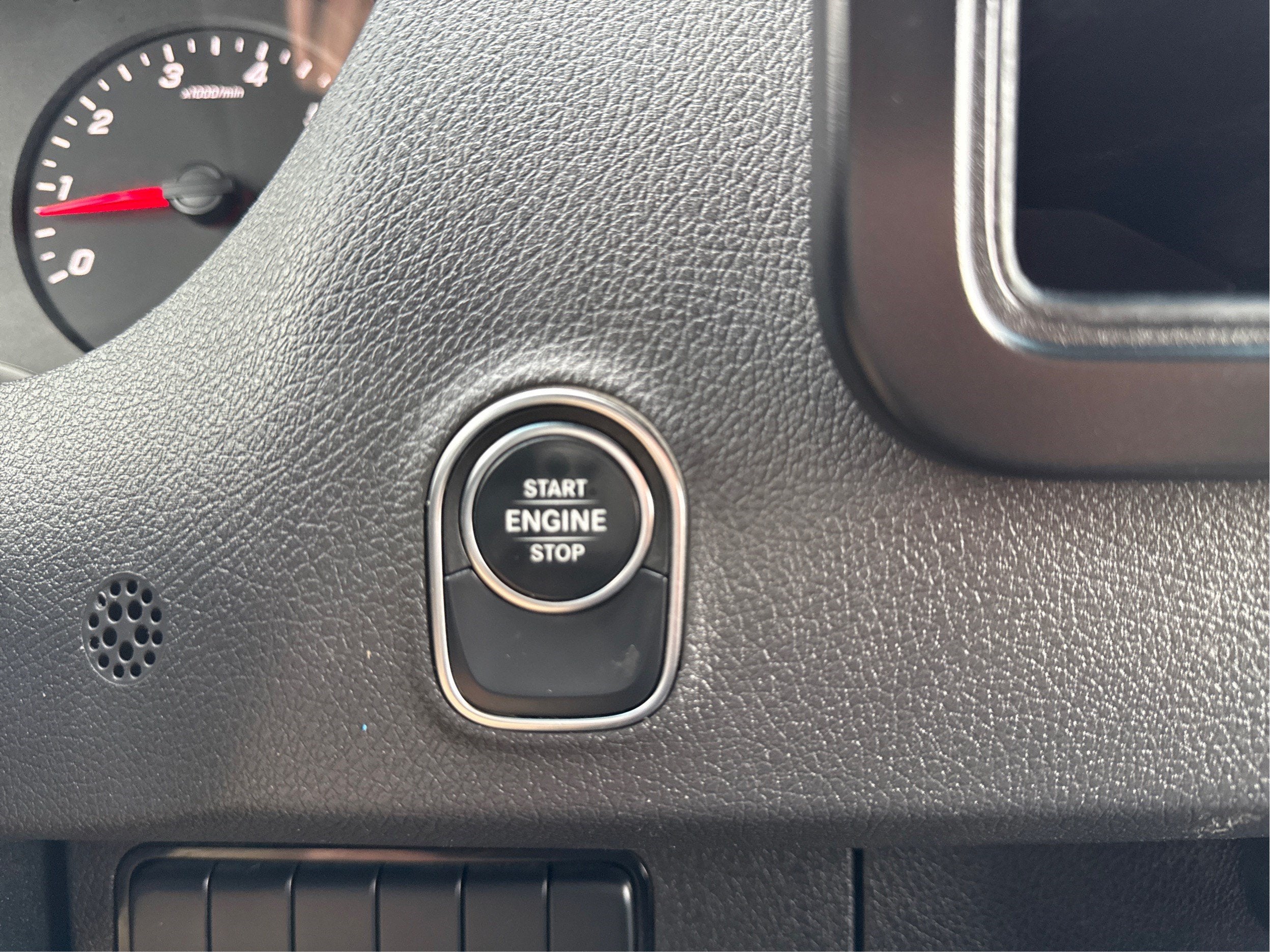 2019 Mercedes-Benz Sprinter 1500 Standard Roof I4