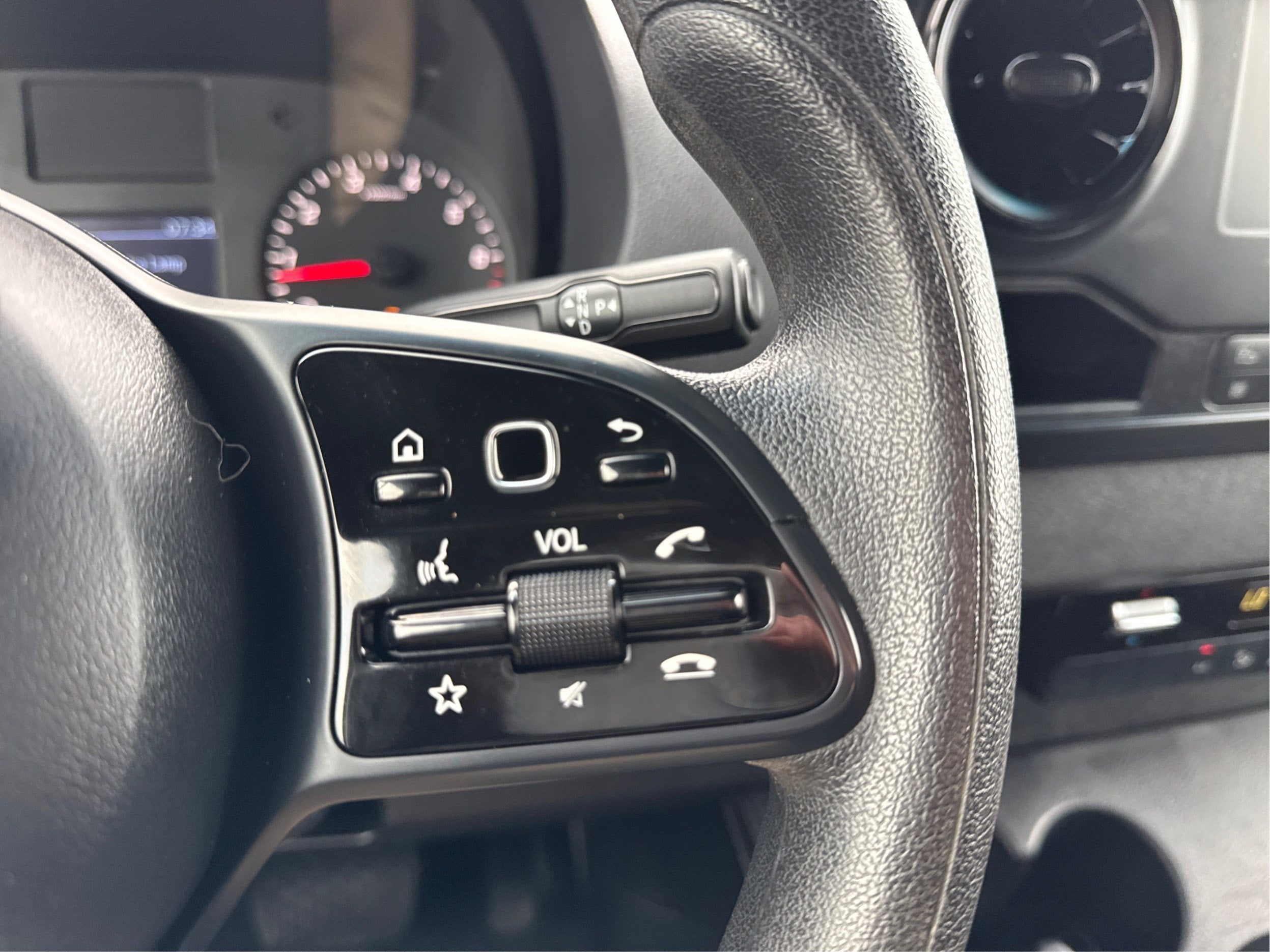 2019 Mercedes-Benz Sprinter 1500 Standard Roof I4