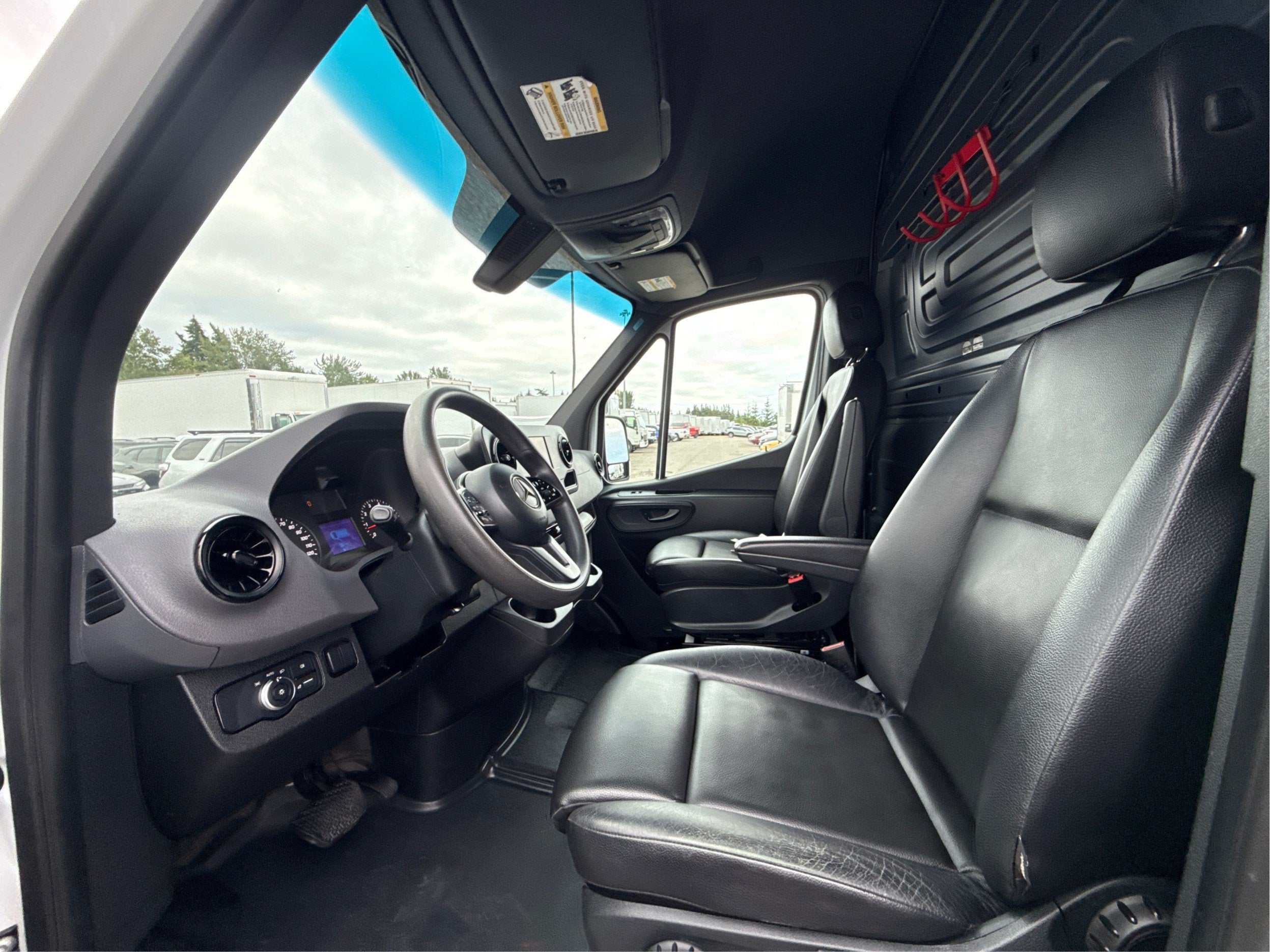 2019 Mercedes-Benz Sprinter 1500 Standard Roof I4