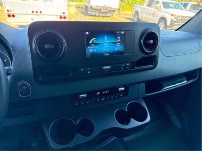 2024 Mercedes-Benz Sprinter Passenger Van 2500 STANDARD ROO