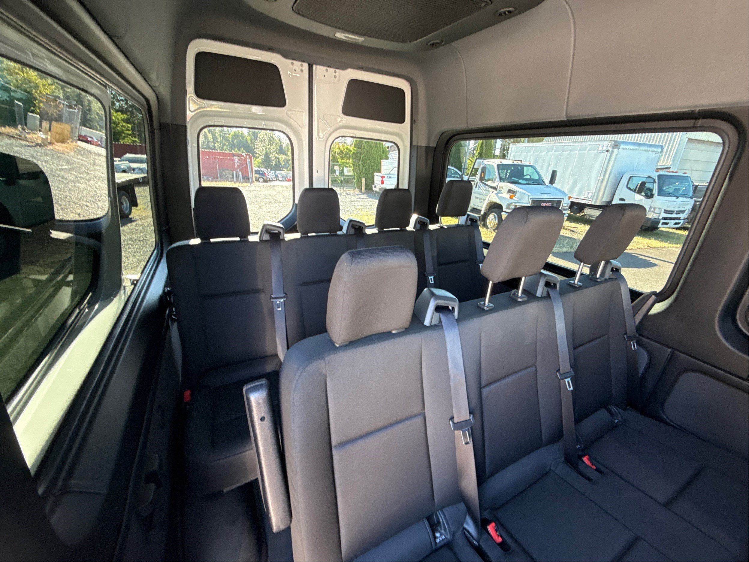 2024 Mercedes-Benz Sprinter Passenger Van 2500 STANDARD ROO