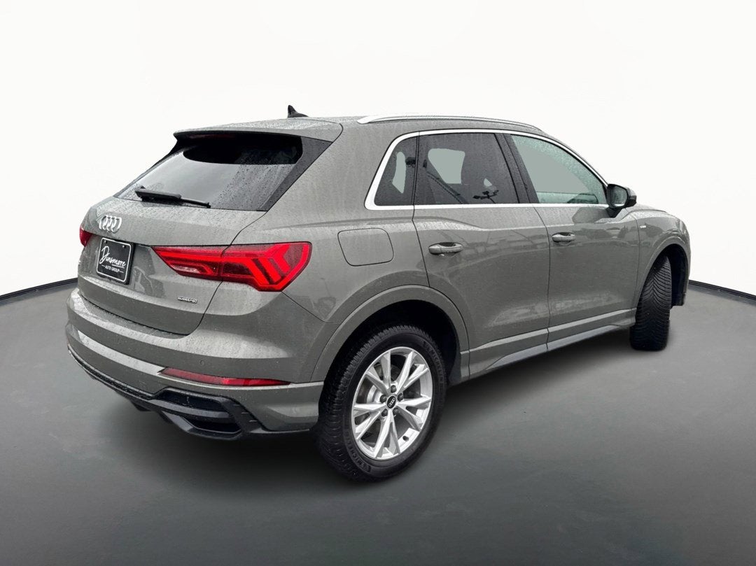 2022 Audi Q3 Premium Plus 45 TFSI S line quattro Tiptronic