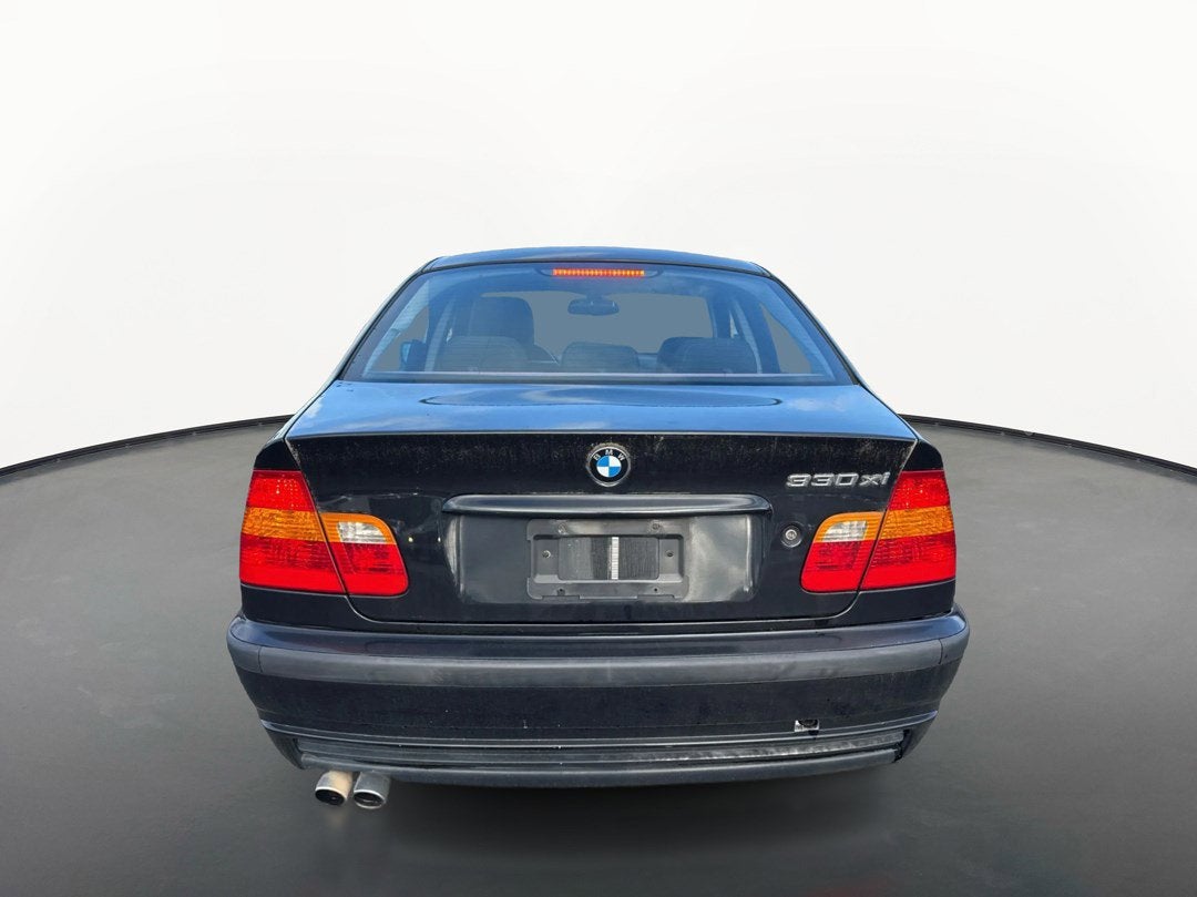 2003 BMW 3 Series 330xi