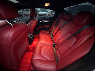 2018 Maserati Ghibli 