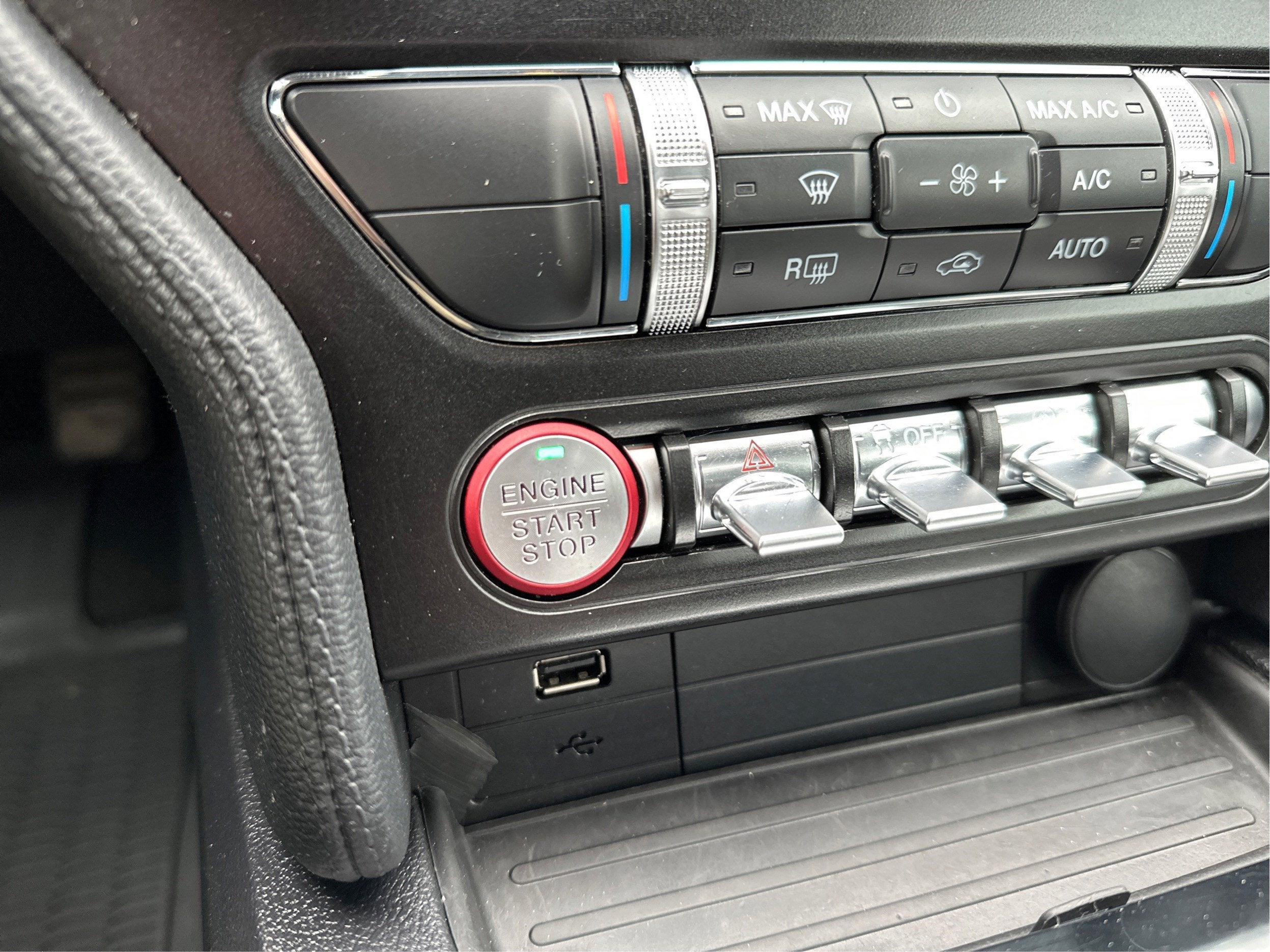 2021 Ford Mustang EcoBoost