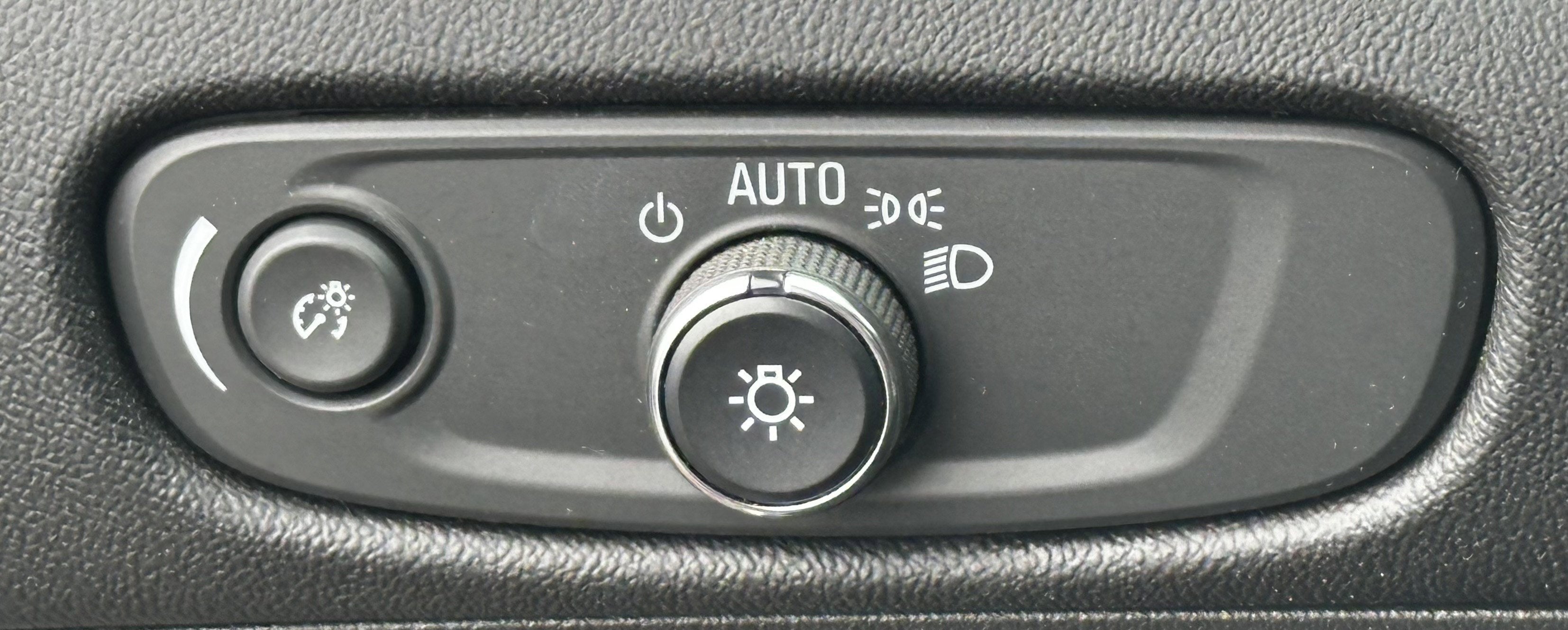 2022 Chevrolet Malibu RS