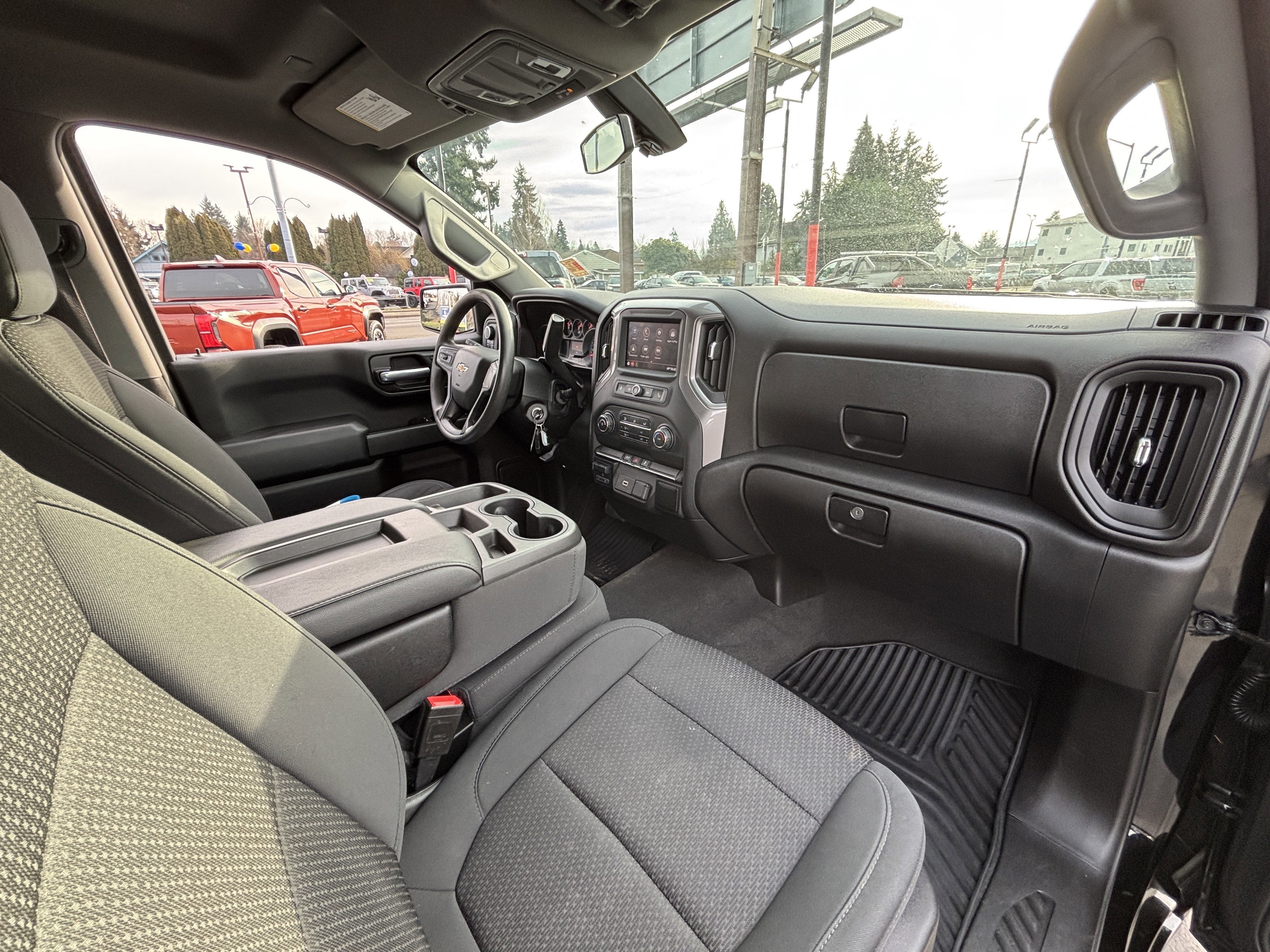 2020 Chevrolet Silverado 1500 Custom