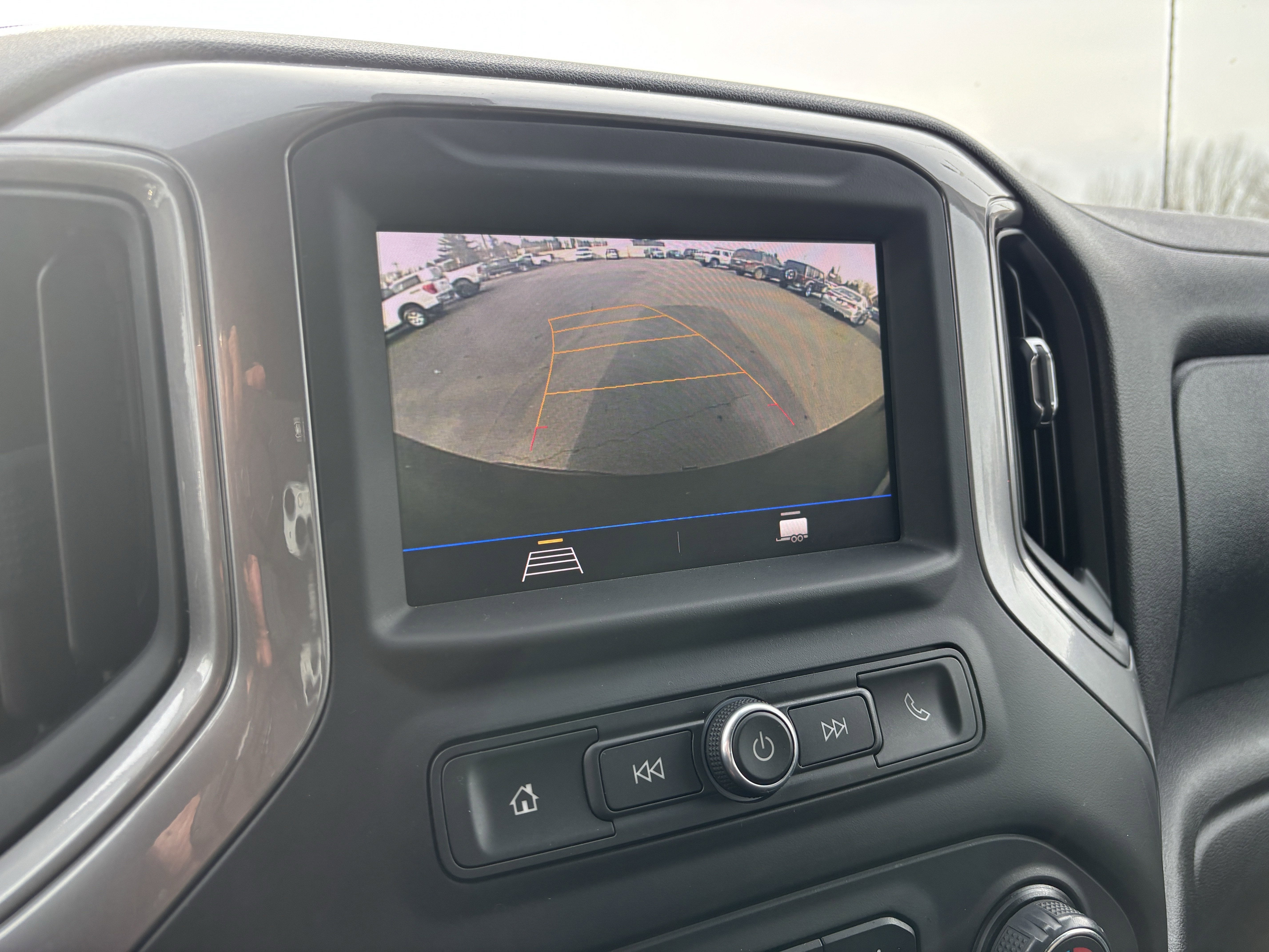 2020 Chevrolet Silverado 1500 Custom