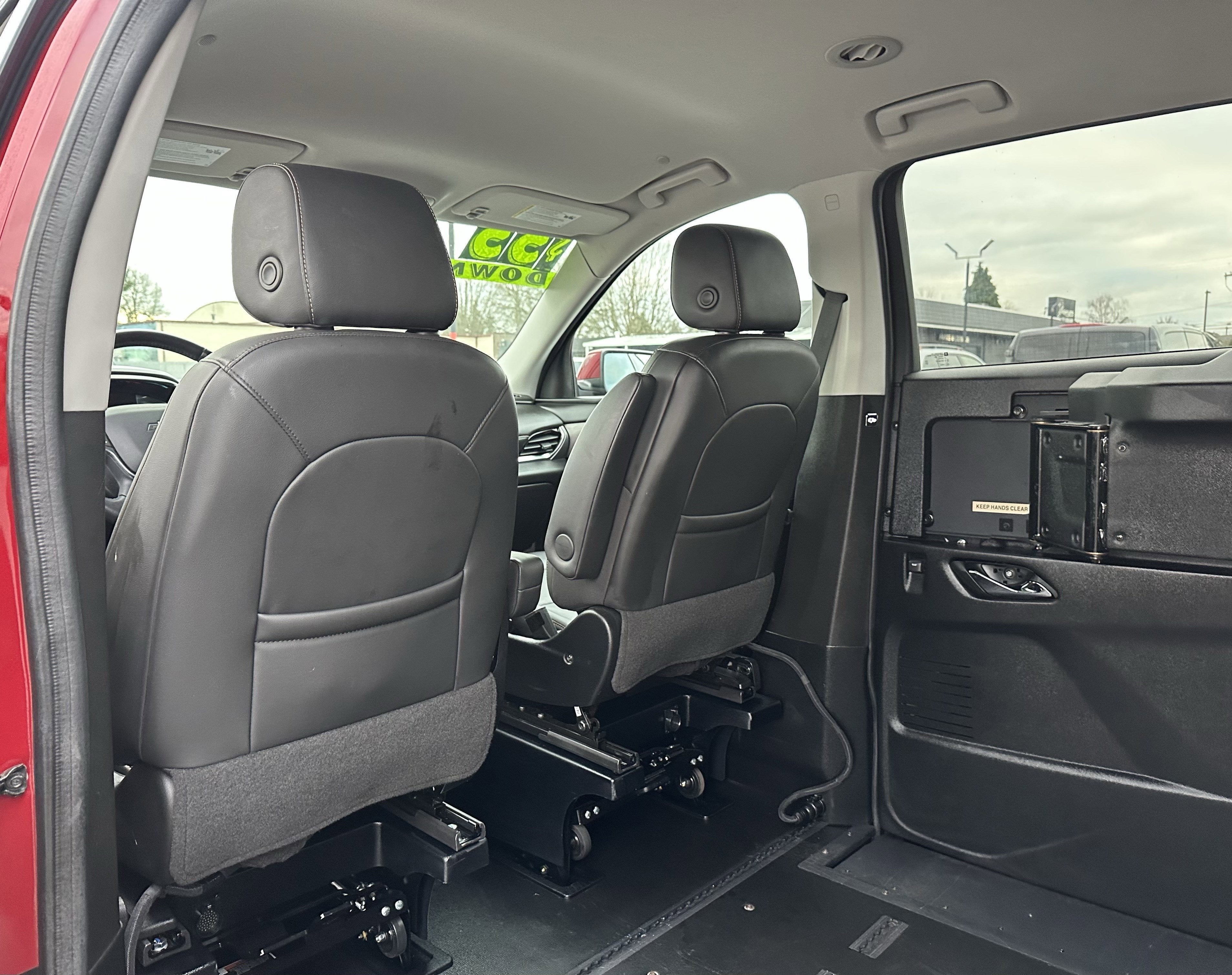 2021 Chevrolet Traverse RS