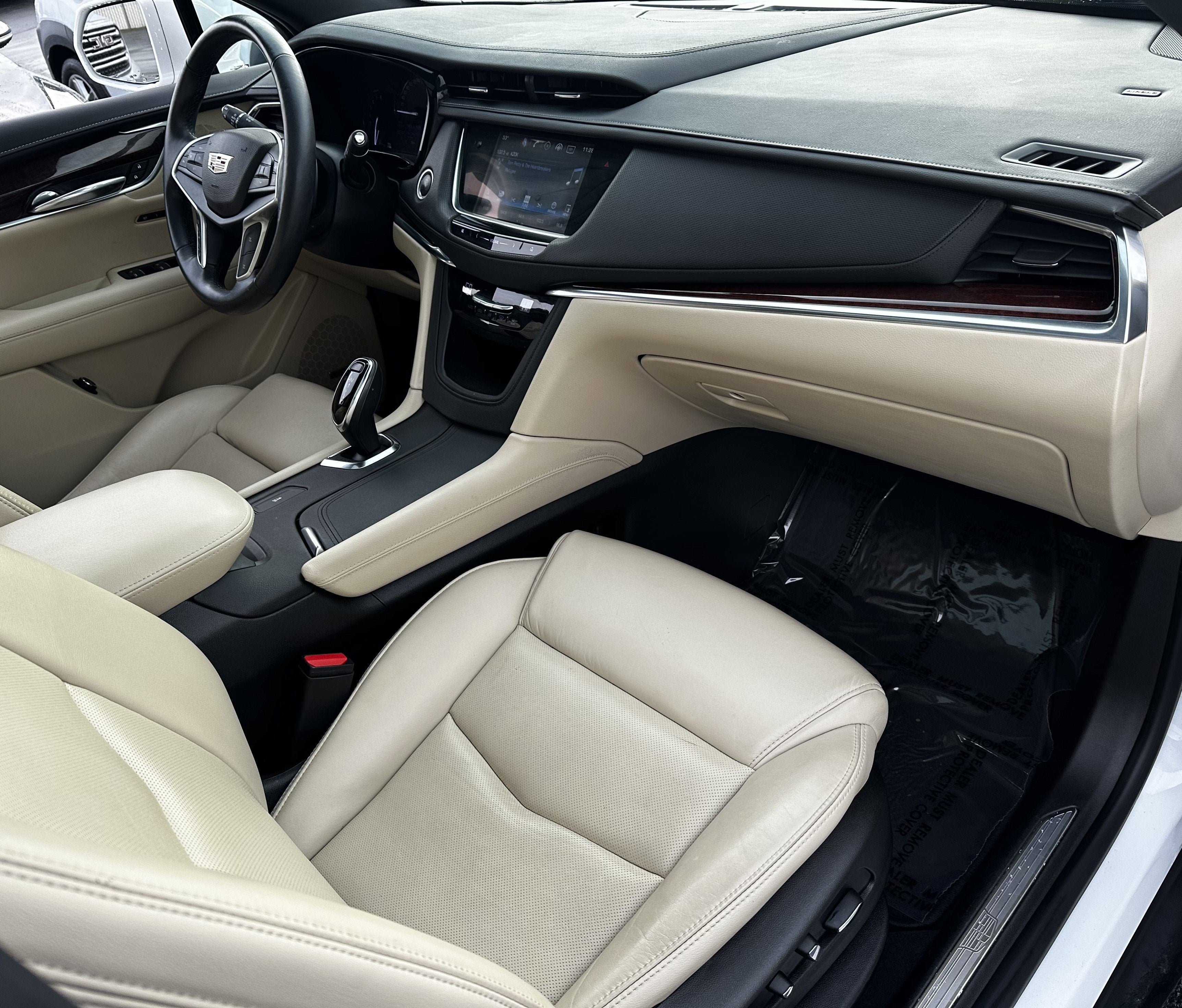 2017 Cadillac XT5 Luxury FWD