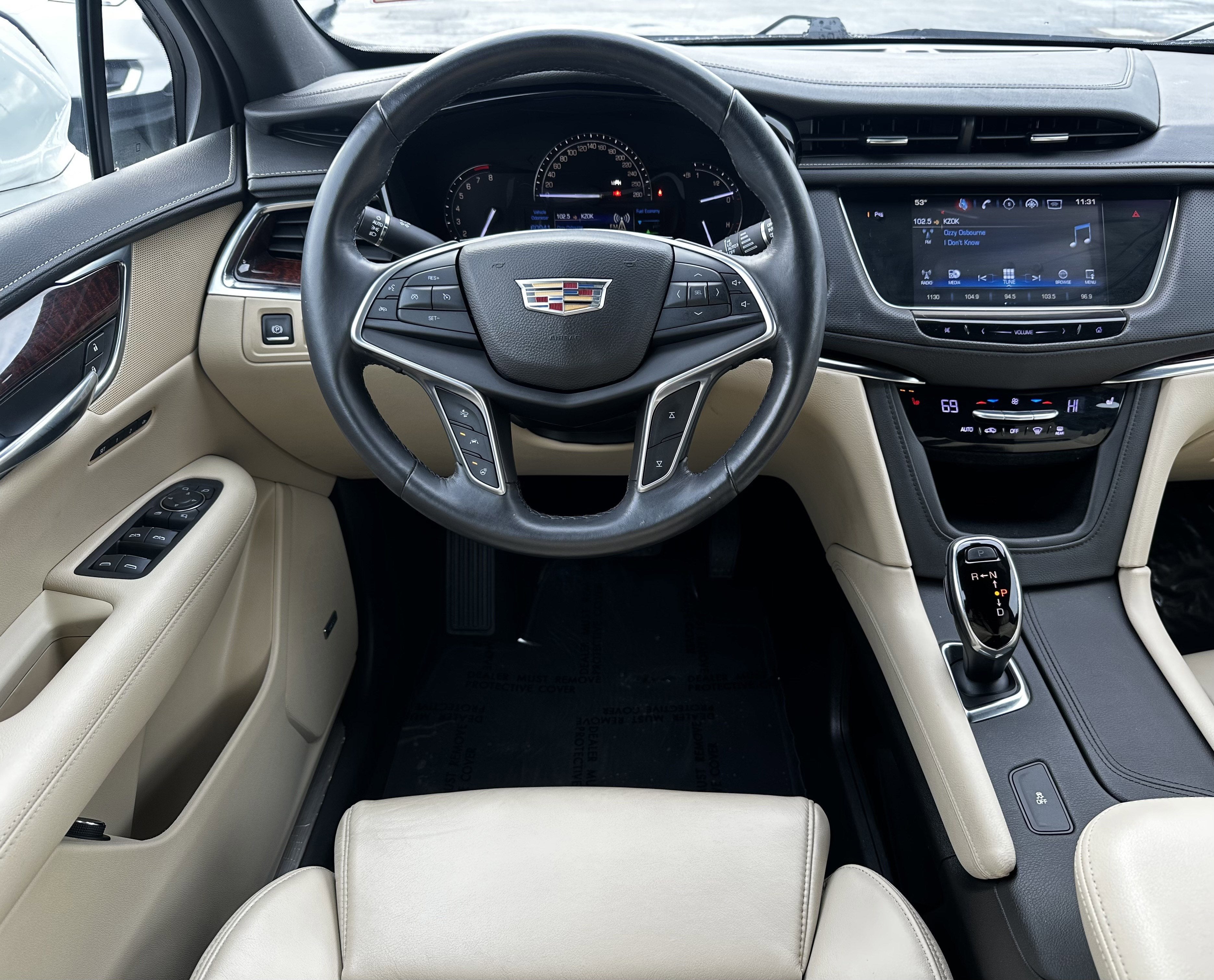 2017 Cadillac XT5 Luxury FWD