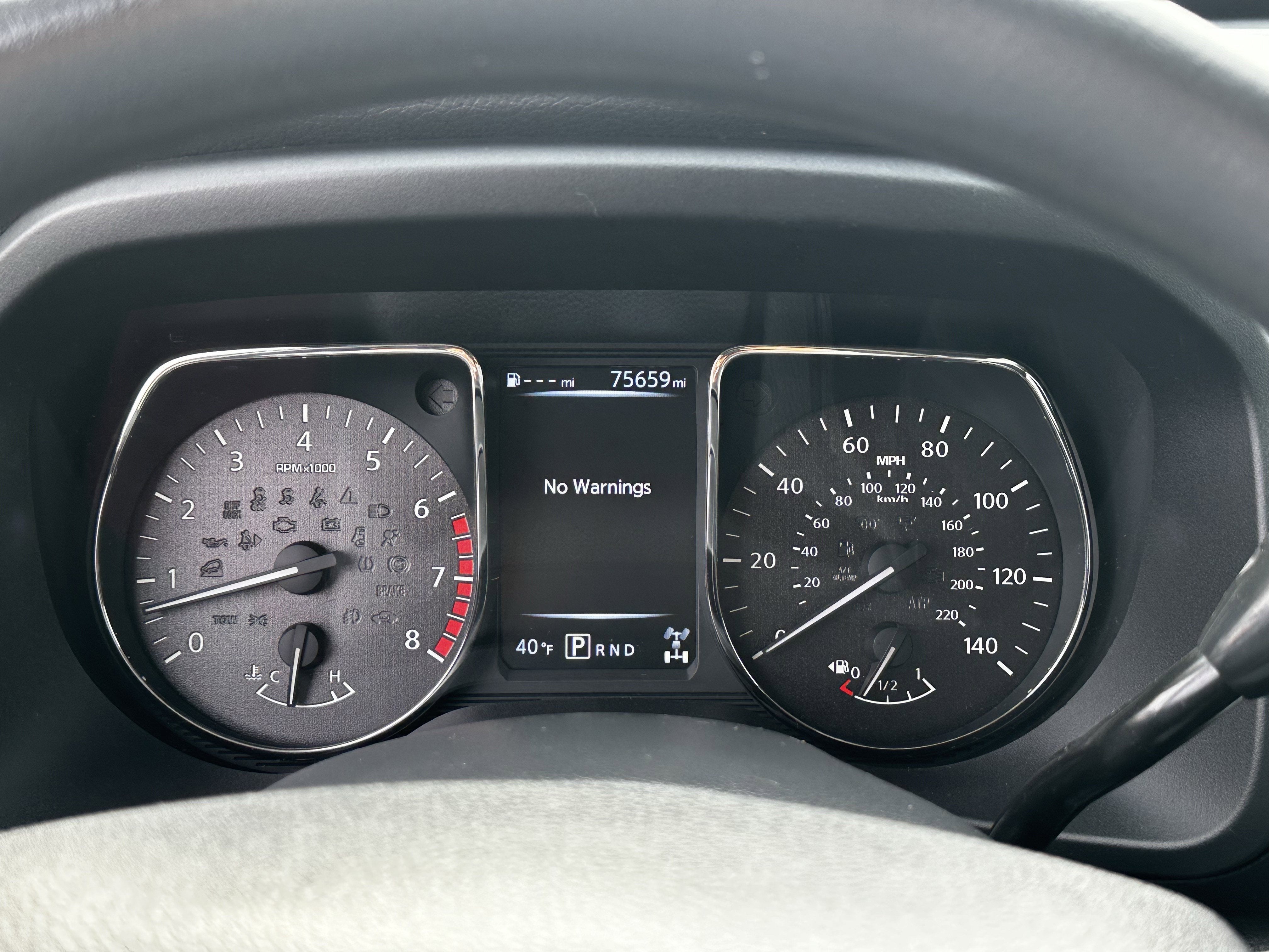 2017 Nissan Titan SV