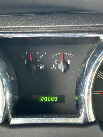 2007 Ford Mustang Deluxe