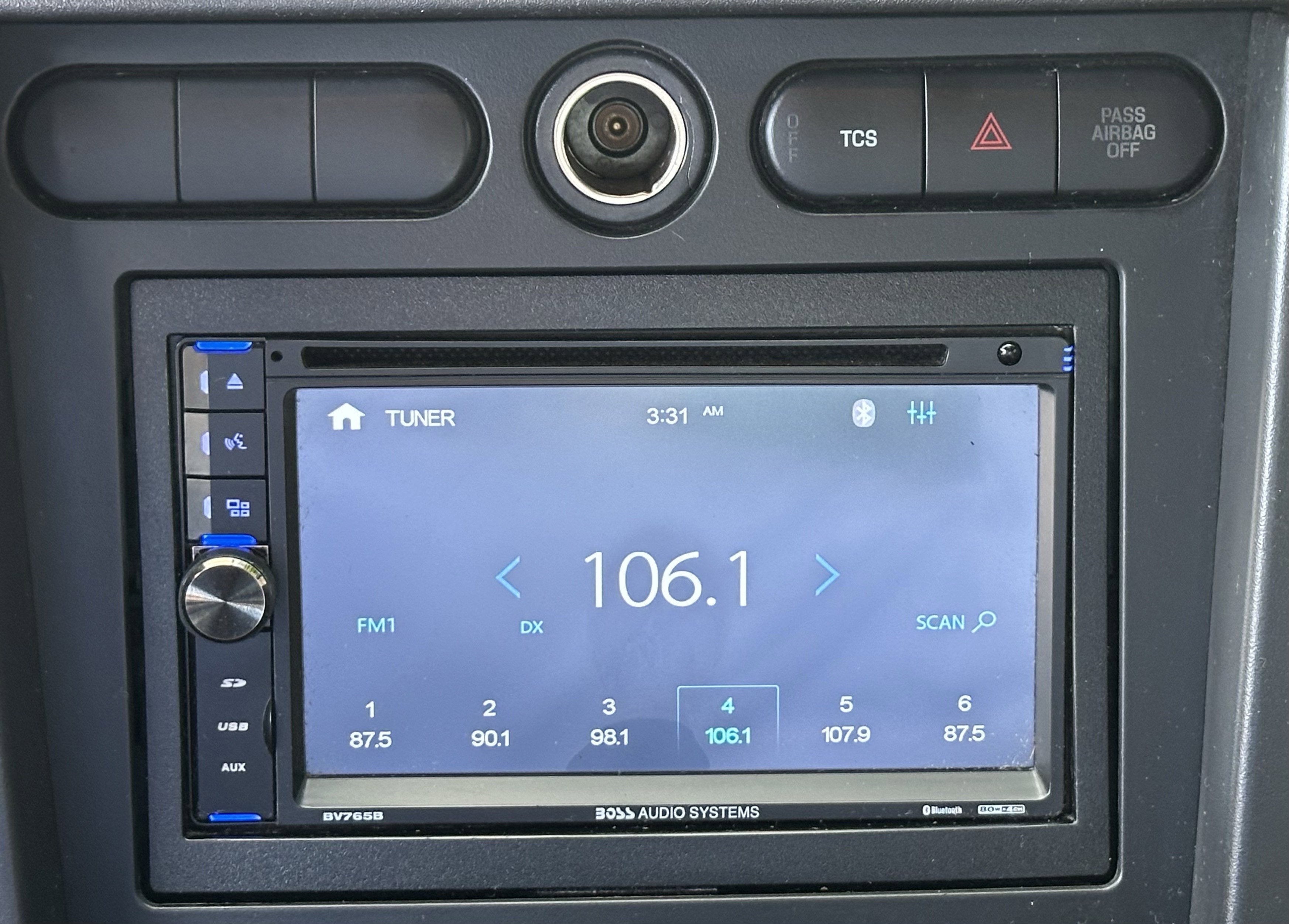 2007 Ford Mustang Deluxe