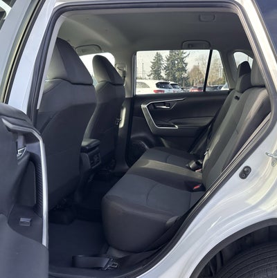 2024 Toyota RAV4 XLE AWD