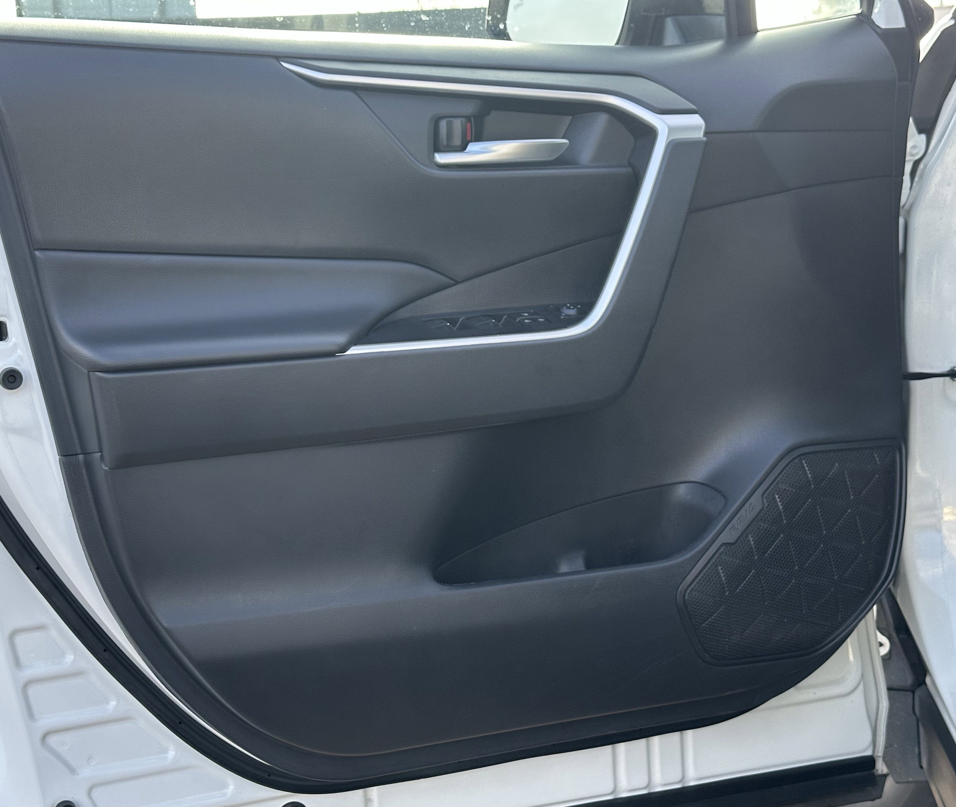 2024 Toyota RAV4 XLE AWD