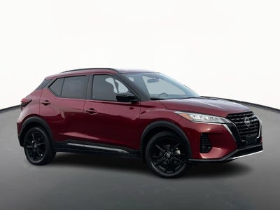 2023 Nissan Kicks SR
