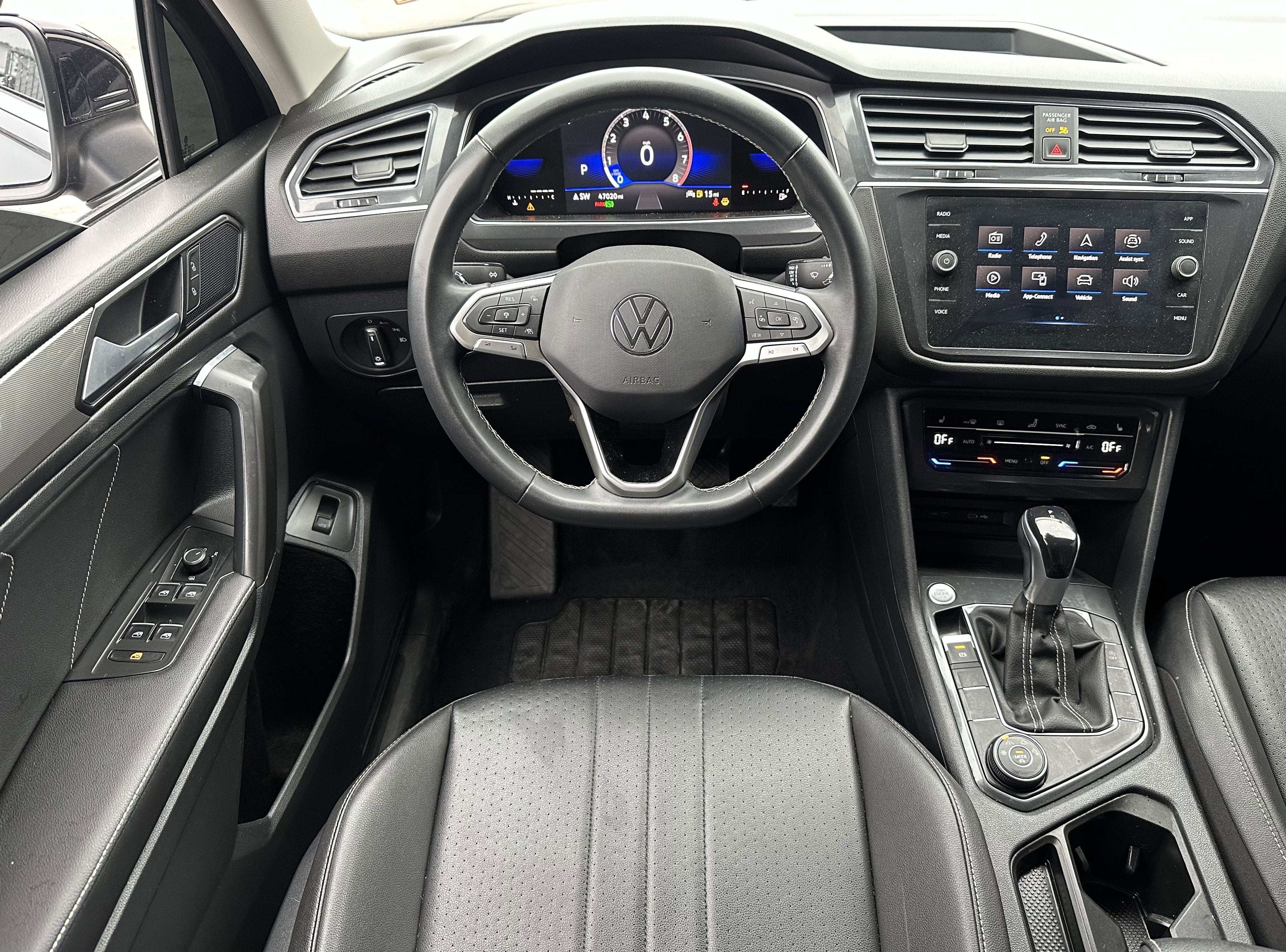 2022 Volkswagen Tiguan SE