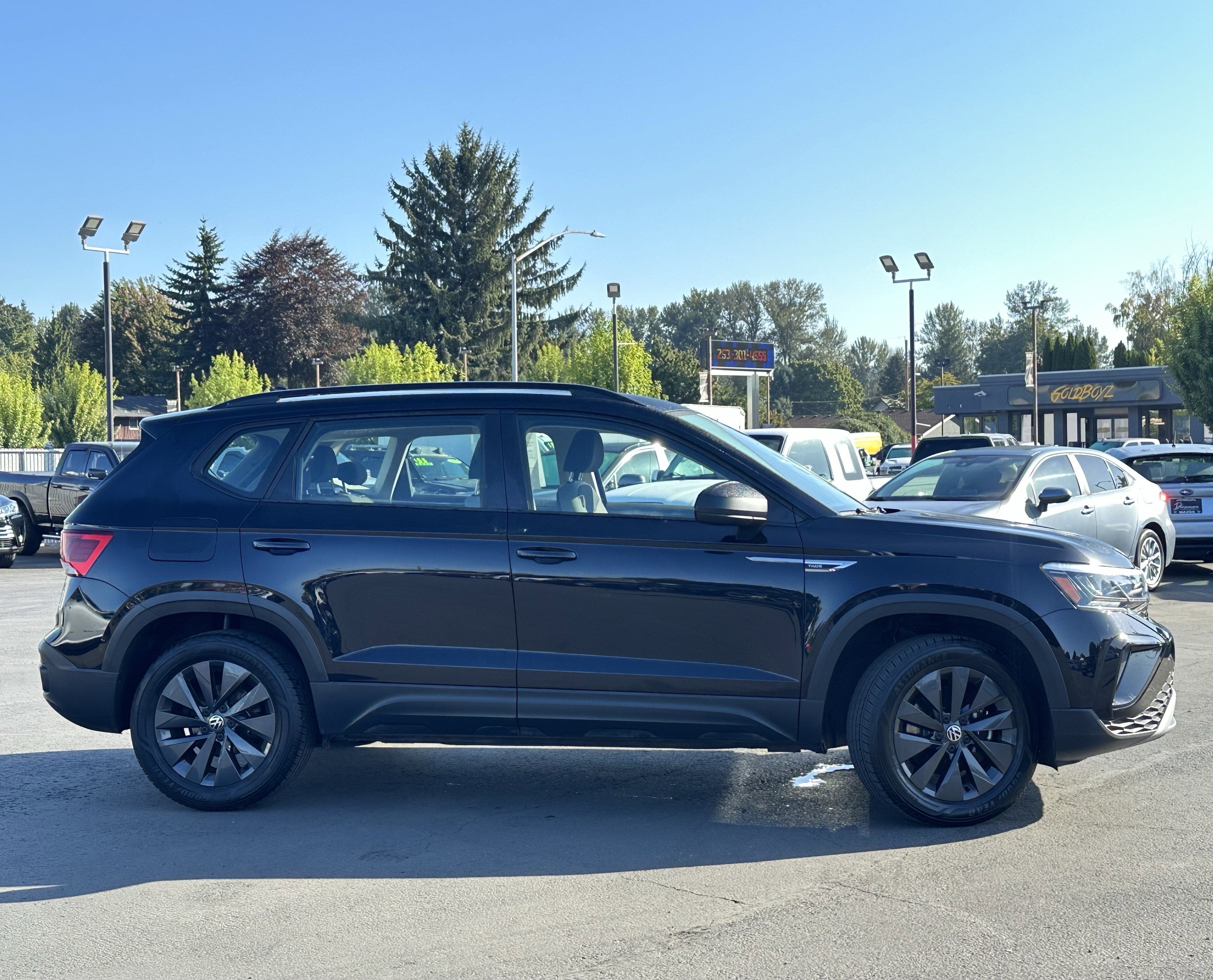 2022 Volkswagen Taos S